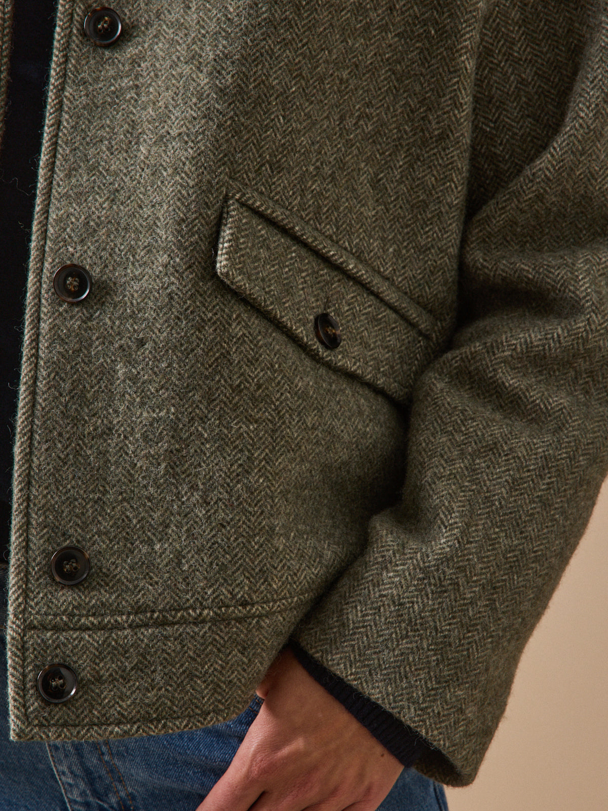 Women's short herringbone woolen coat
