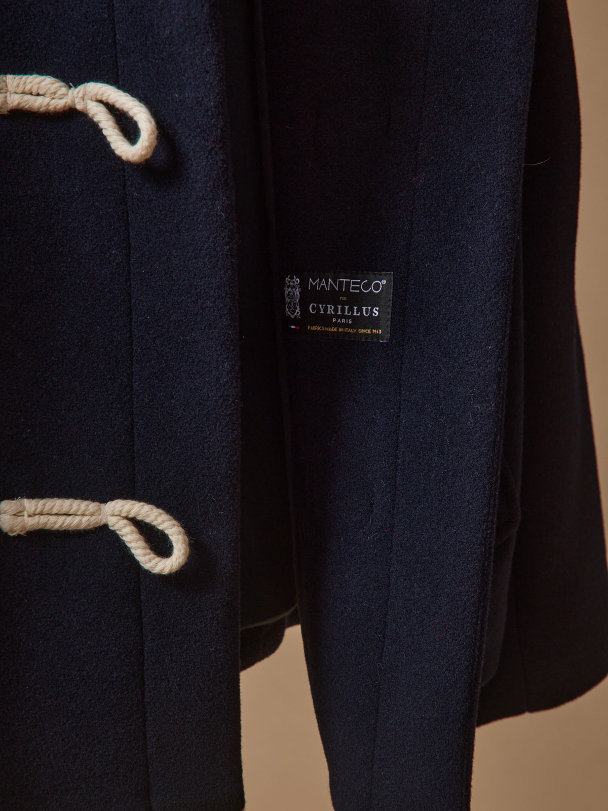 Women's short woolen pea coat