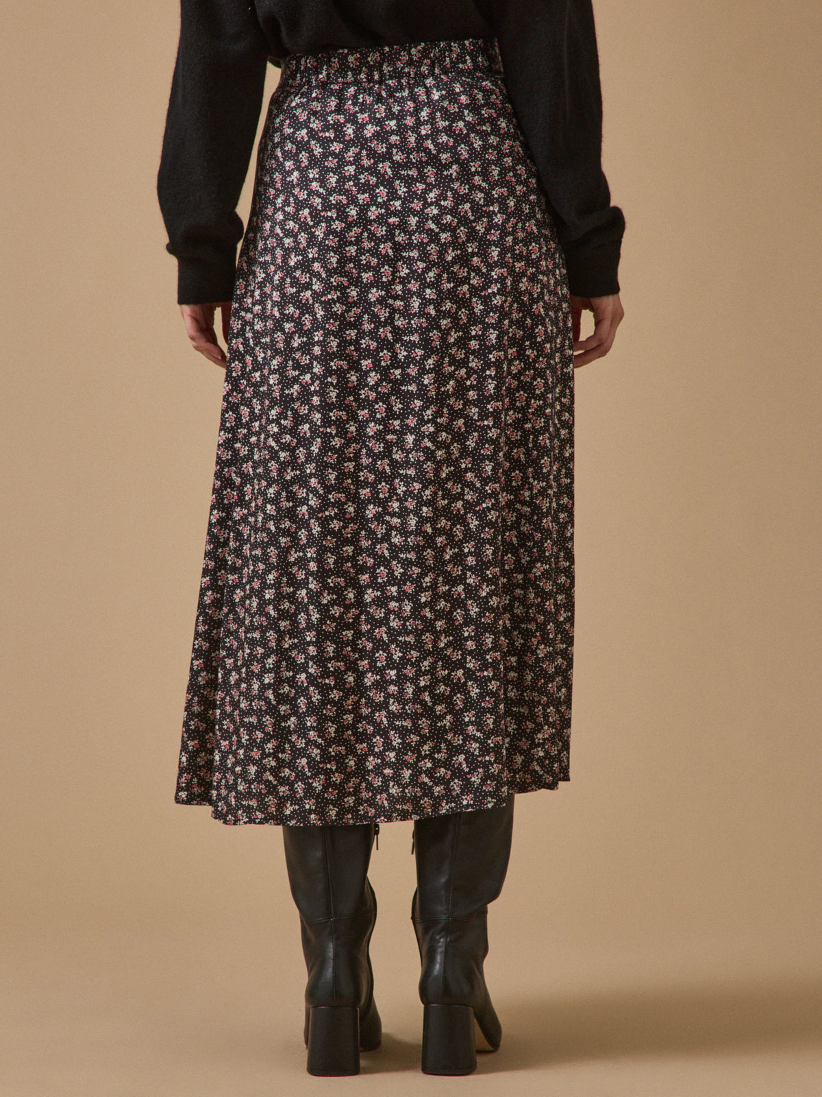 Women's Flowers confetti print mid-length skirt