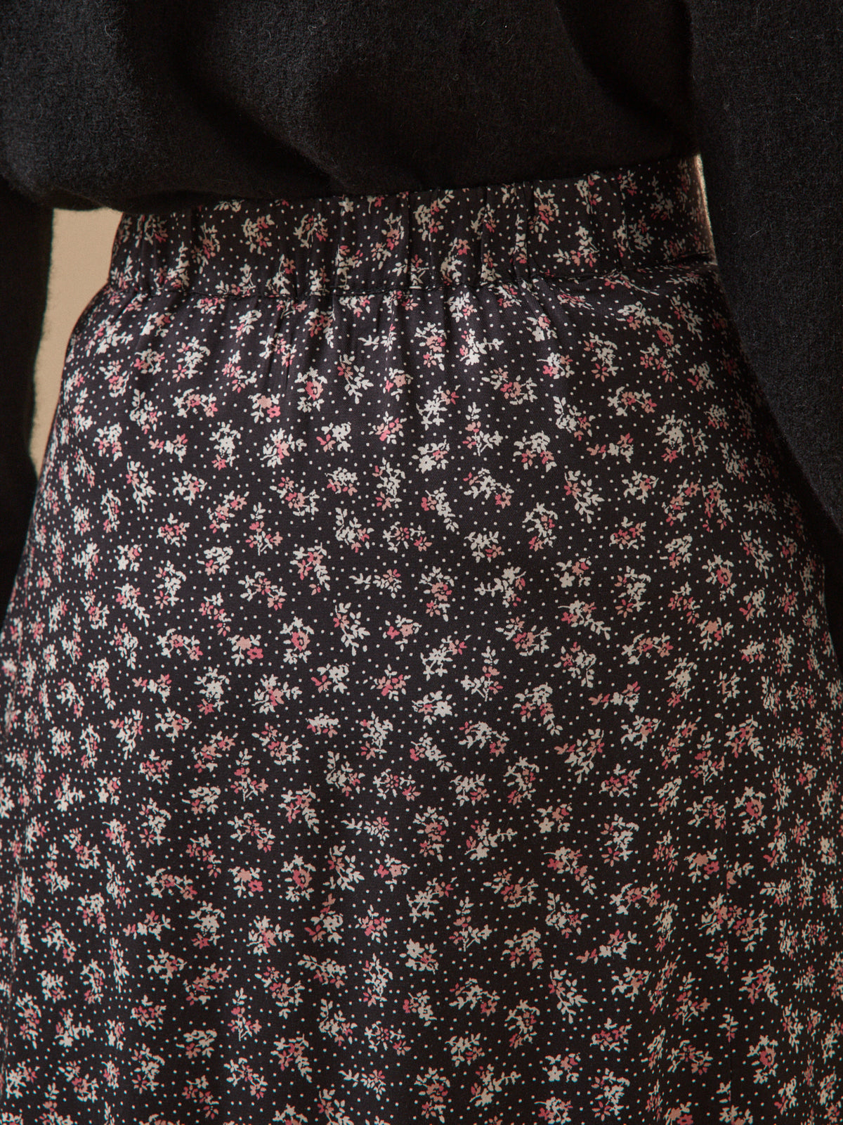 Women's Flowers confetti print mid-length skirt