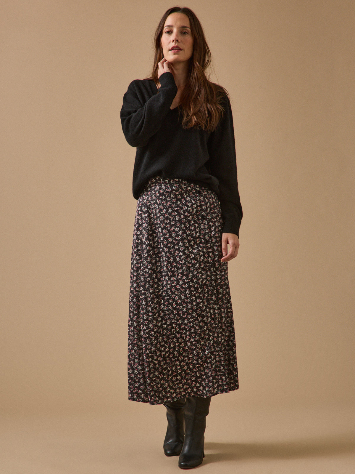 Women's Flowers confetti print mid-length skirt