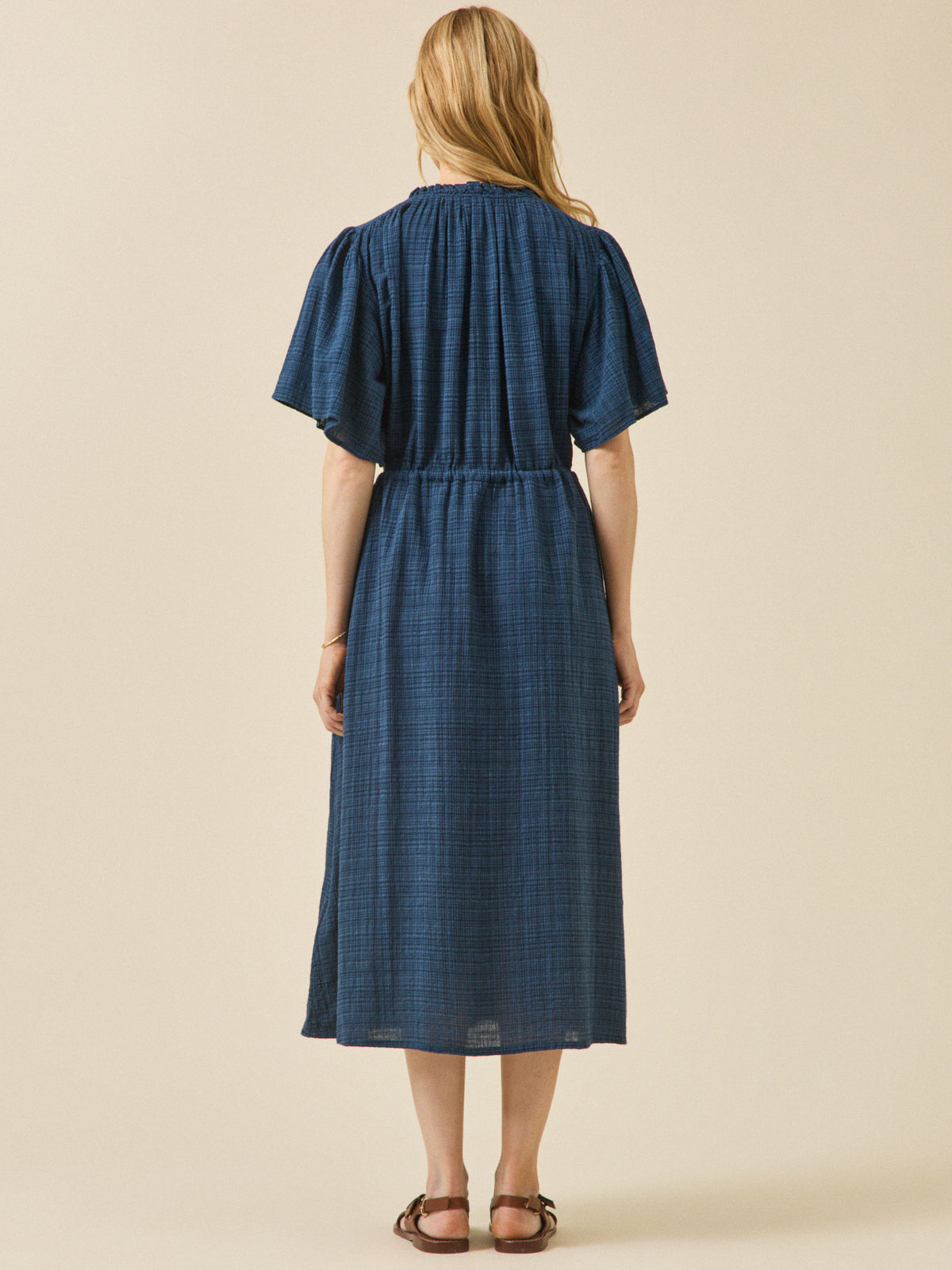 Women's long crepon dress with butterfly sleeves