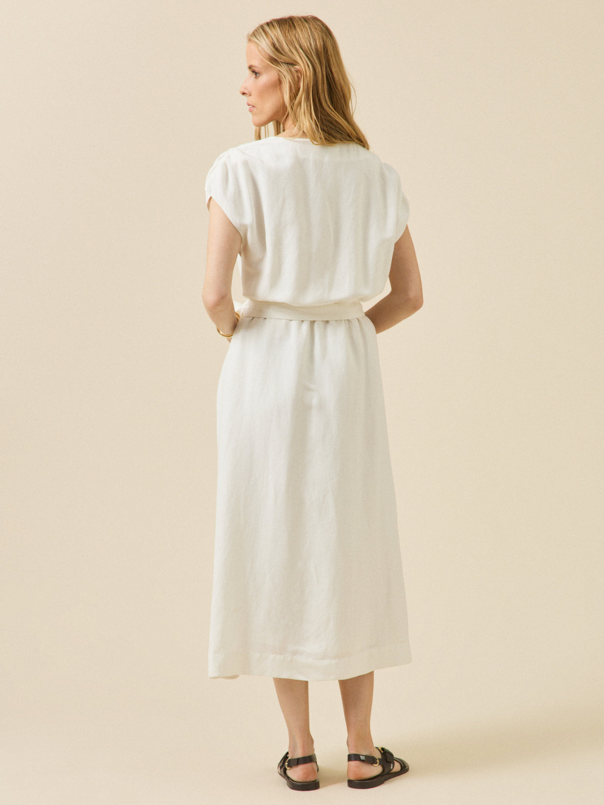 Women's sleeveless linen and viscose dress