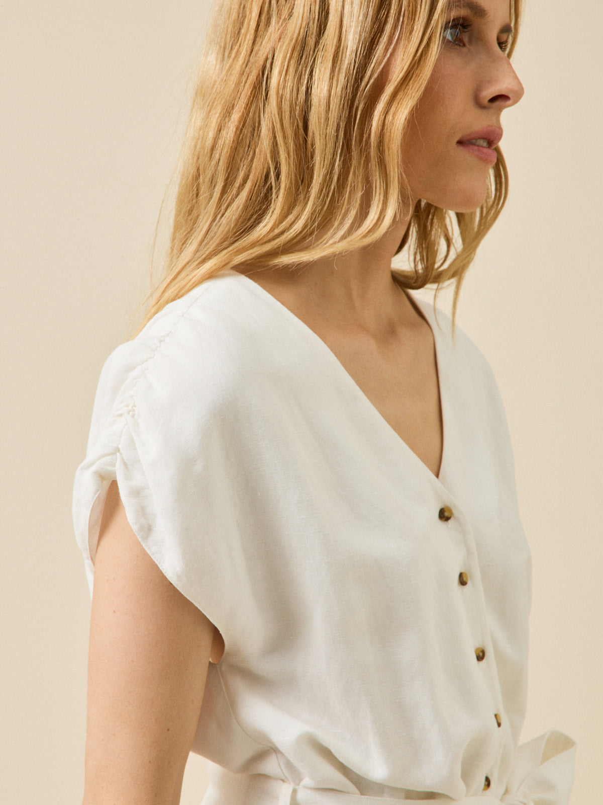 Women's sleeveless linen and viscose dress