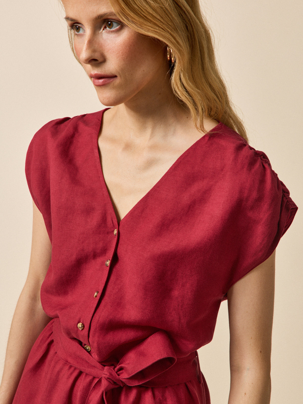 Women's sleeveless linen and viscose dress