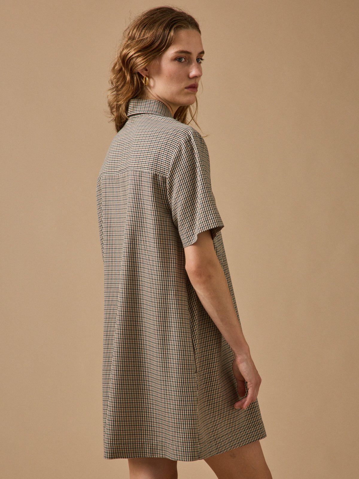 Women's shirt-dress with small checks