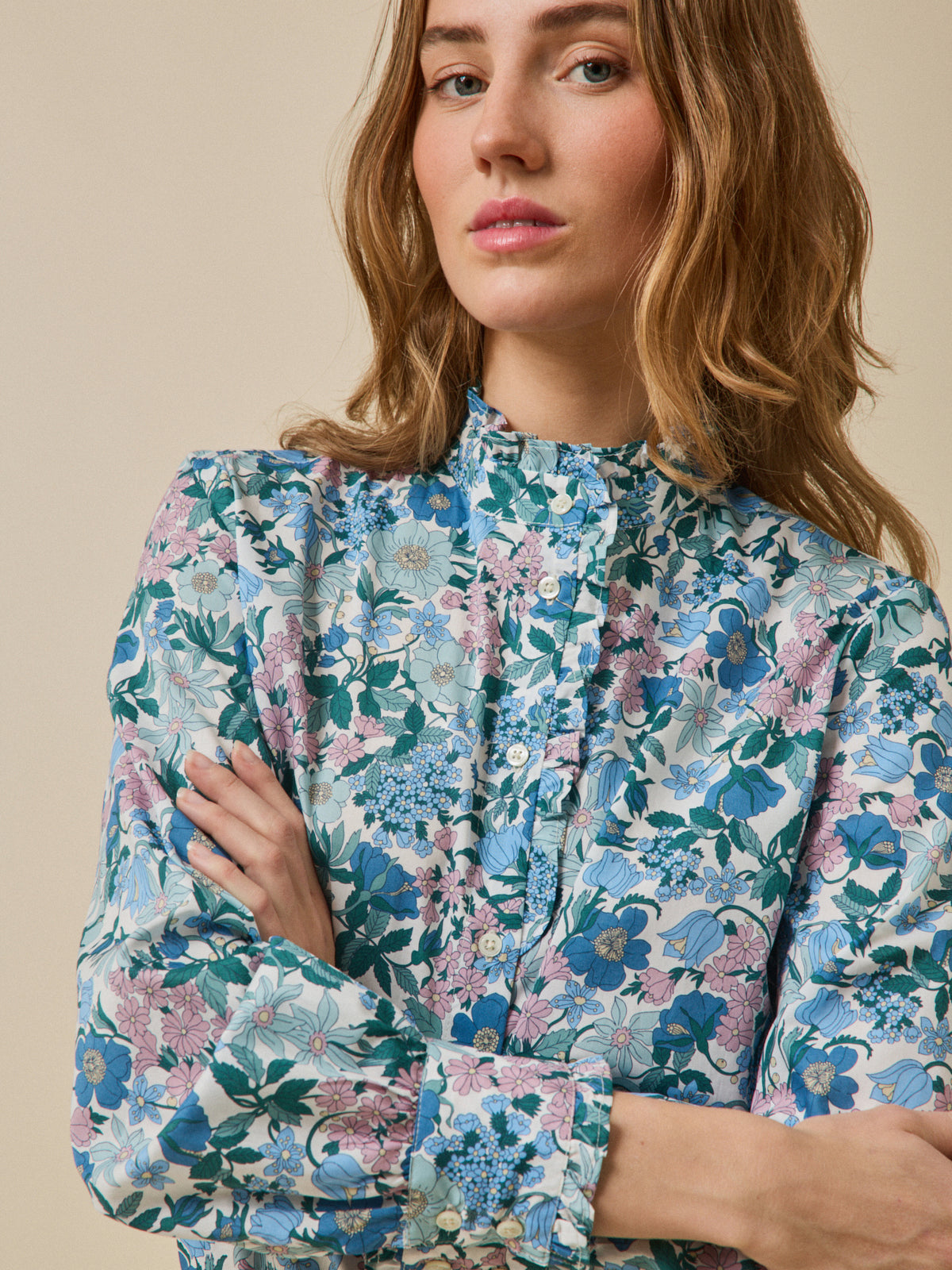 Women's ruffled collar shirt made with Liberty fabric - The Limited Collection