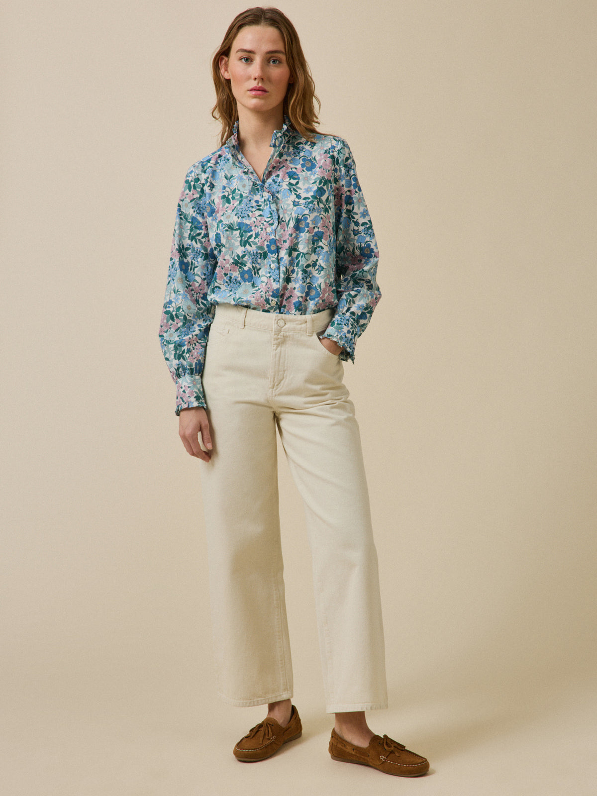 Women's ruffled collar shirt made with Liberty fabric - The Limited Collection
