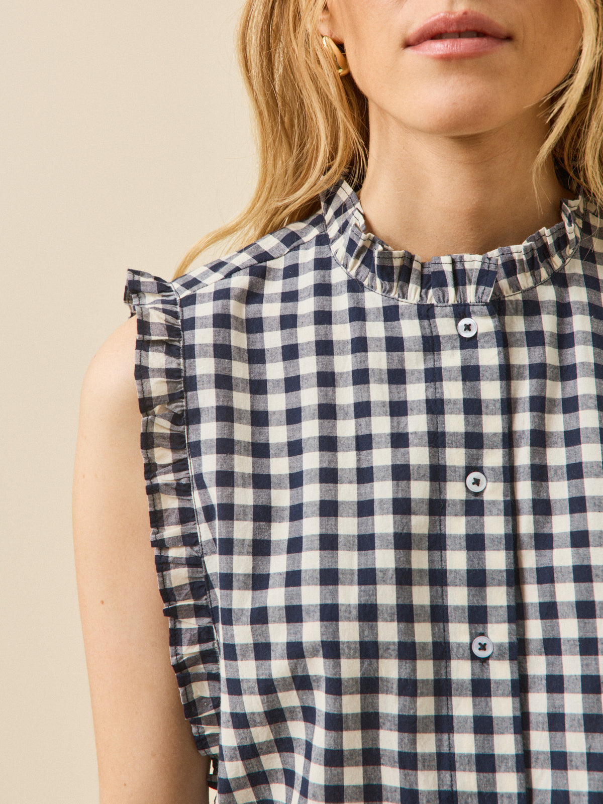 Top volanté sans manches vichy femme