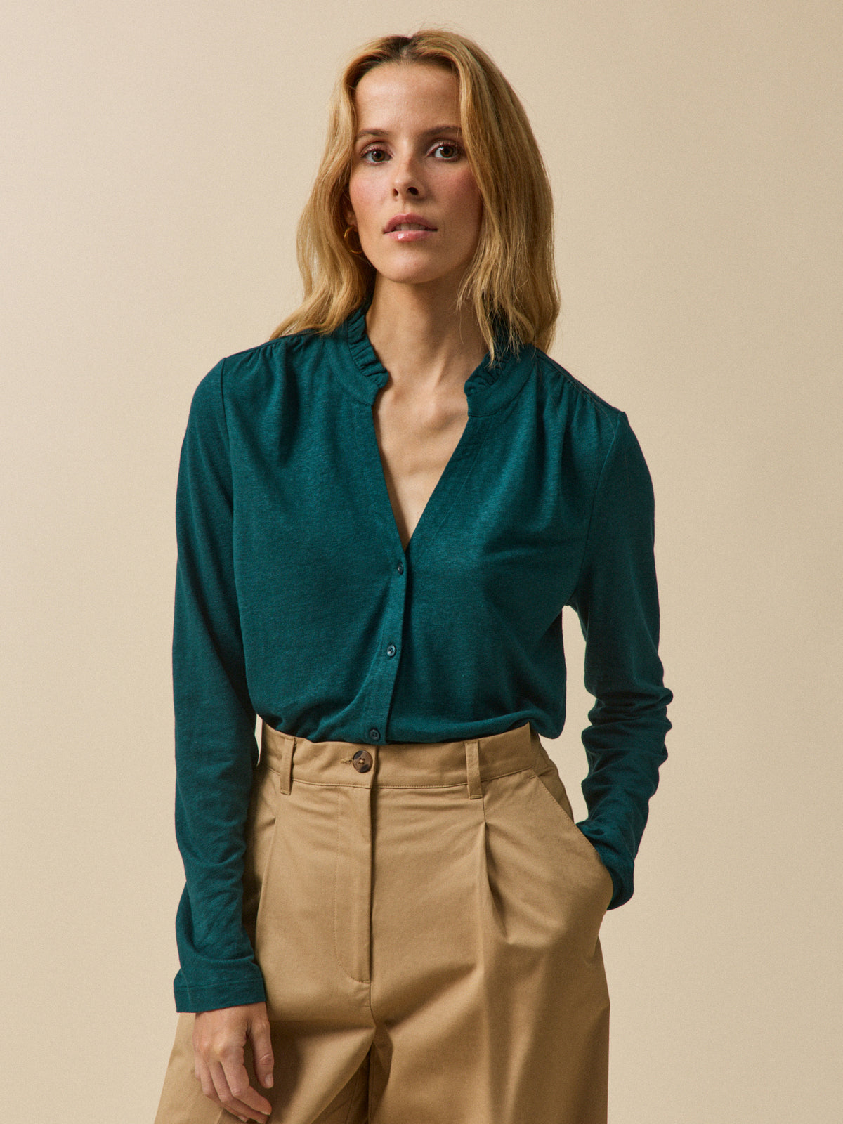 Women's linen and viscose button T-shirt