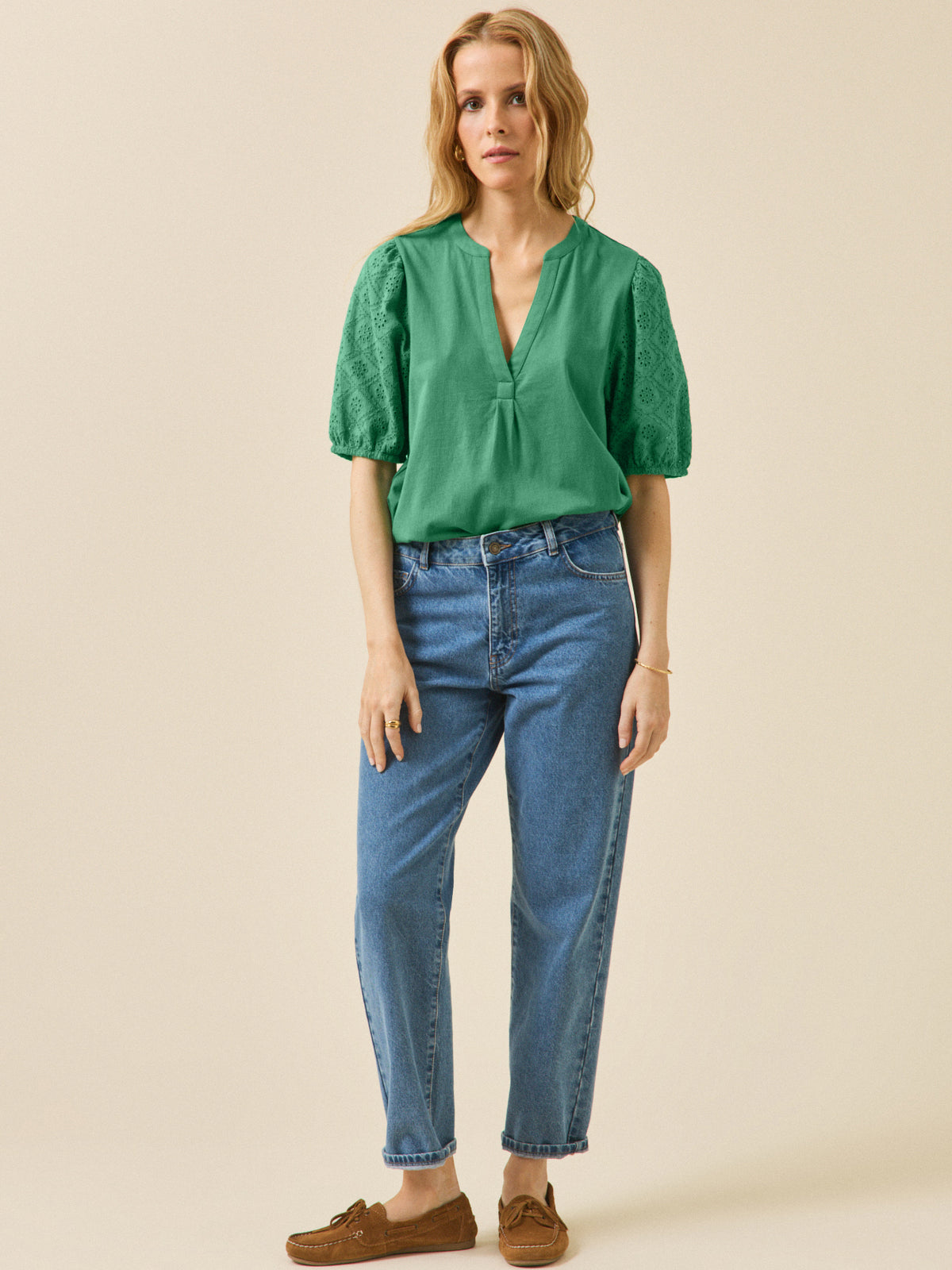 Women's organic cotton T-shirt with balloon sleeves