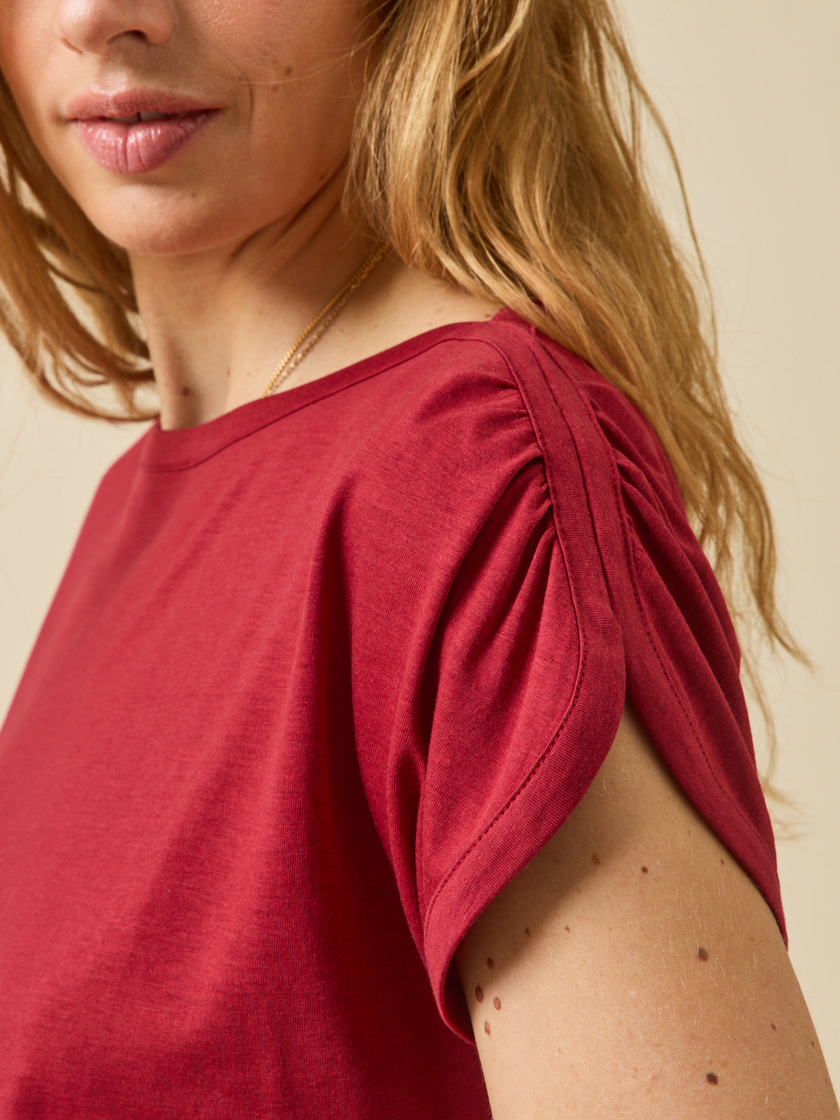 Women's boatneck T-shirt in a Lyocell blend