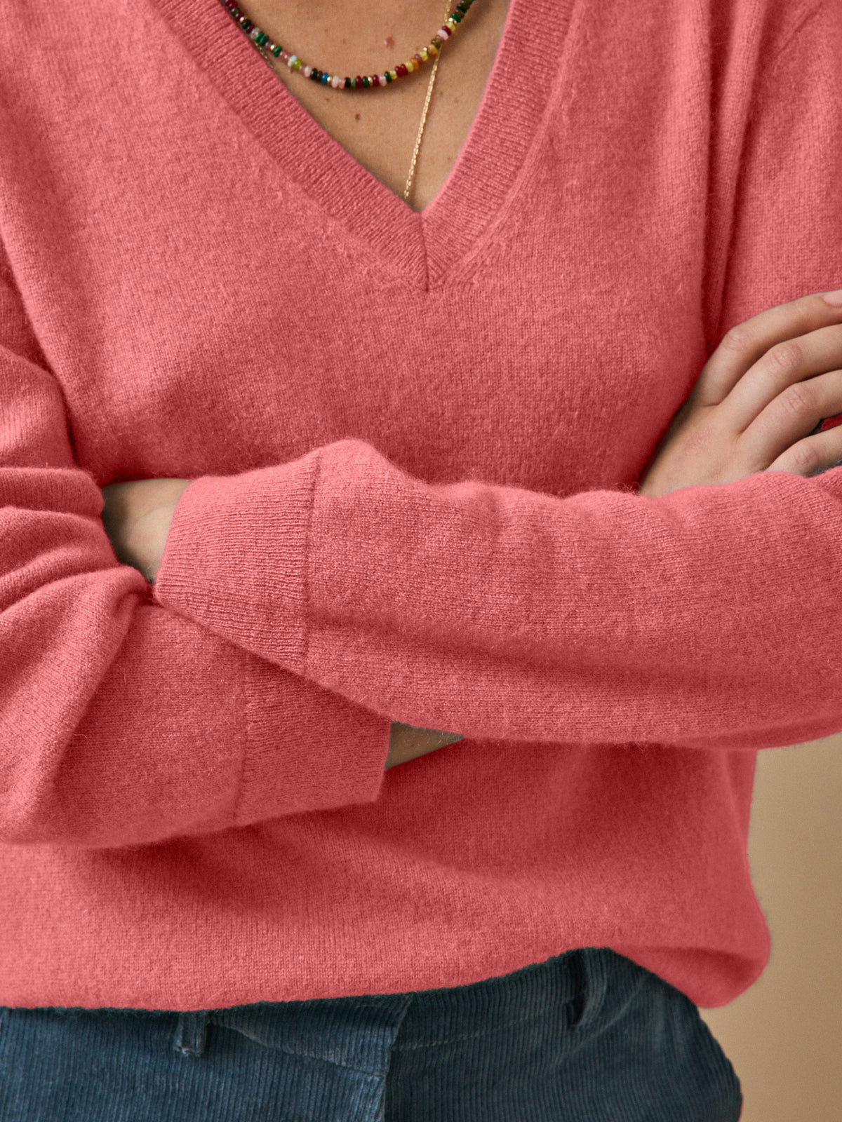 Women's V-neck sweater - The Cashmere Collection