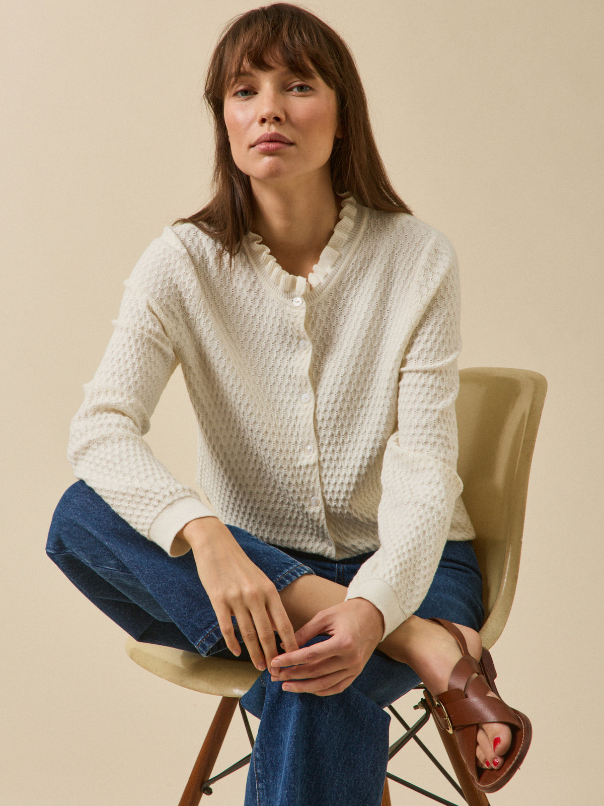 Women's organic cotton and cashmere cardigan with ruffled neckline