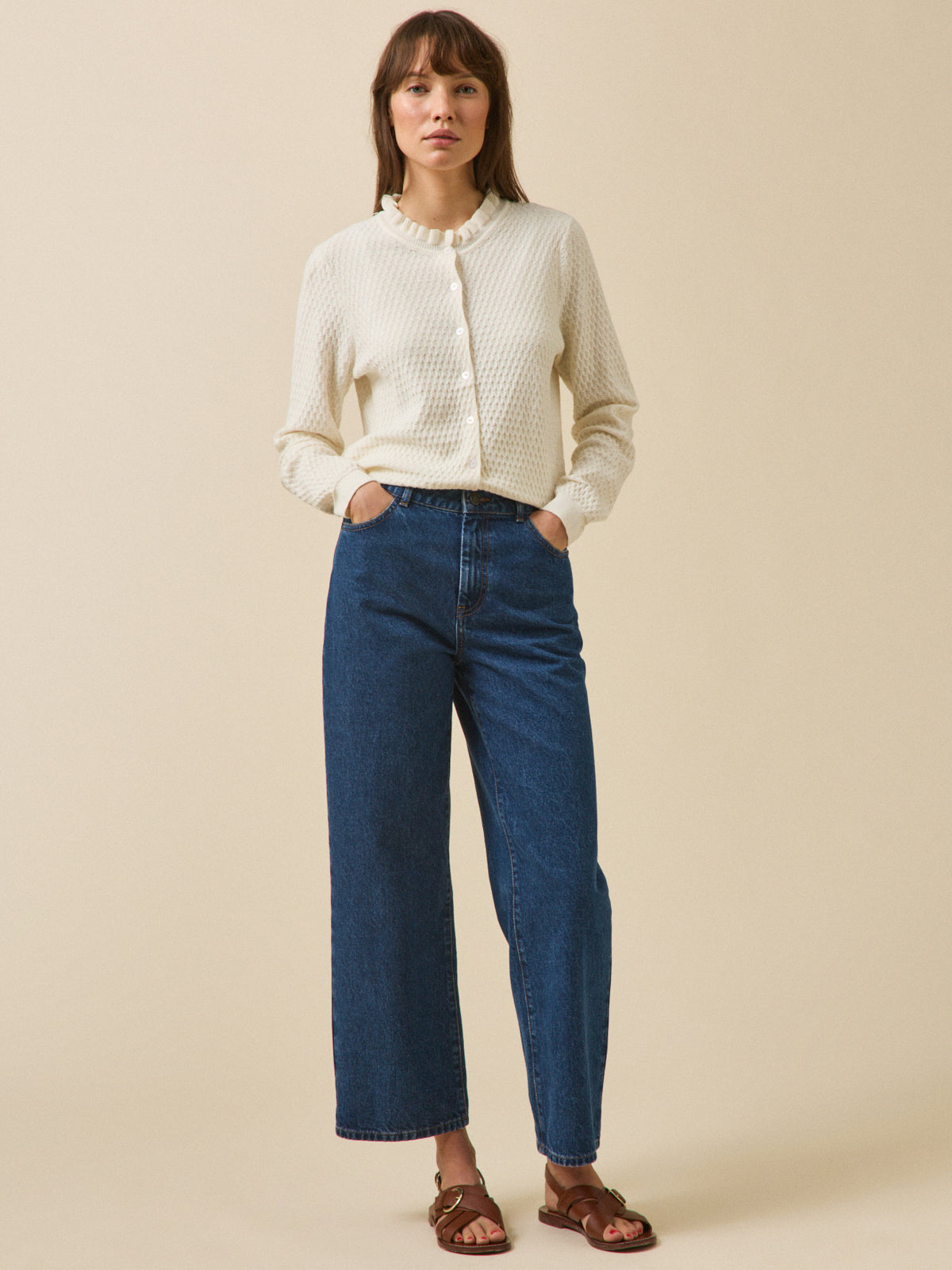 Women's organic cotton and cashmere cardigan with ruffled neckline