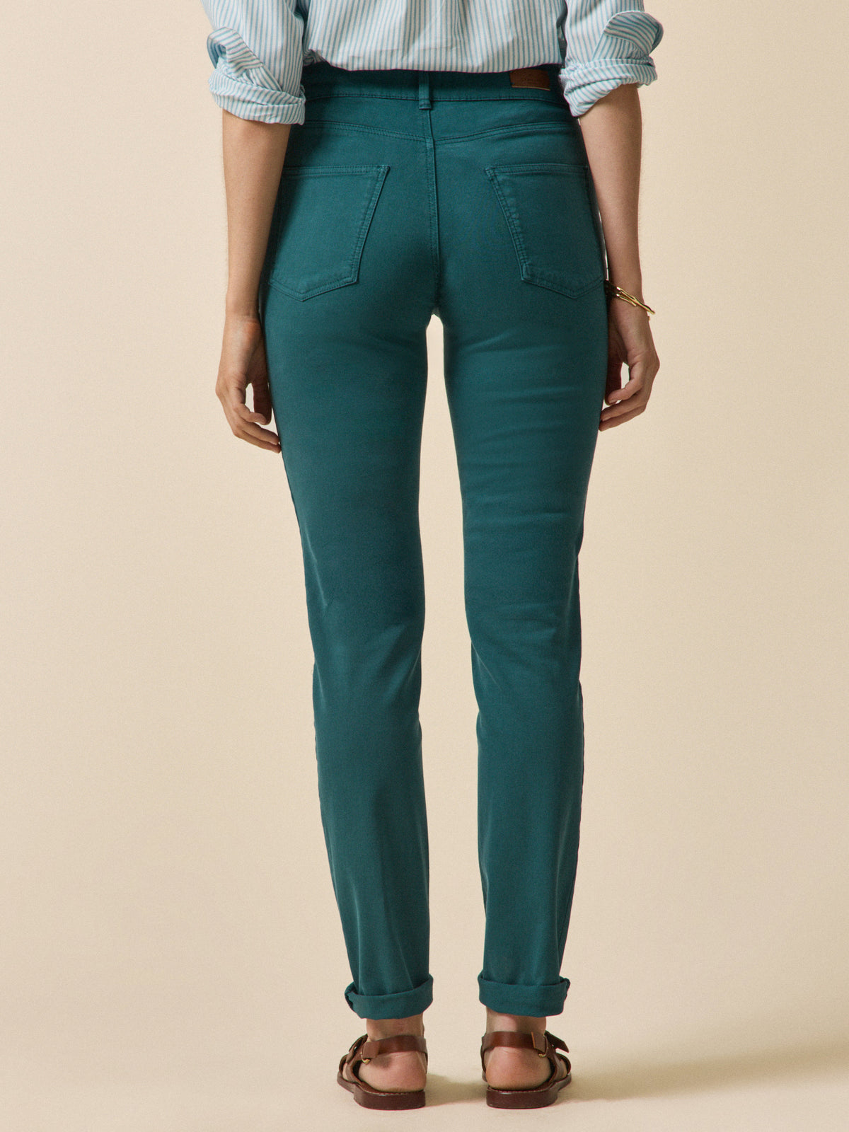 Women's slim-leg colored Chloe trousers
