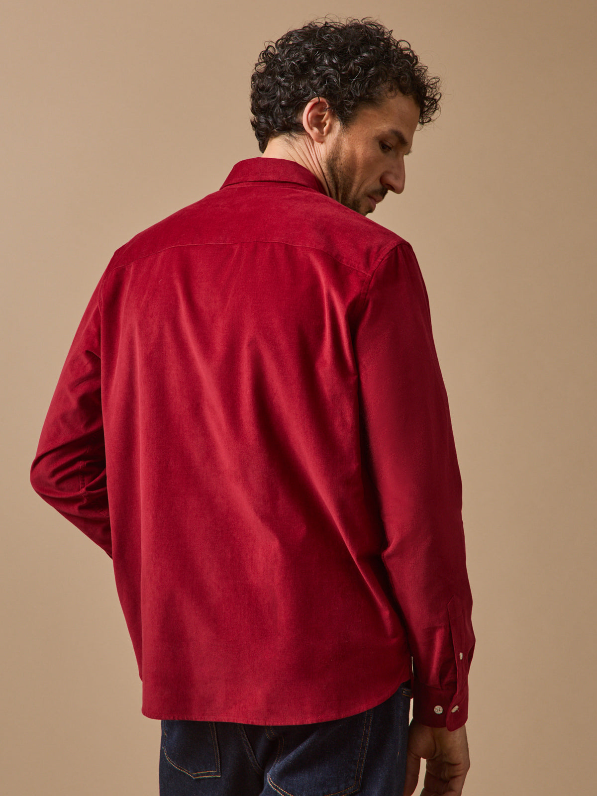 Chemise velours homme coupe contemporaine