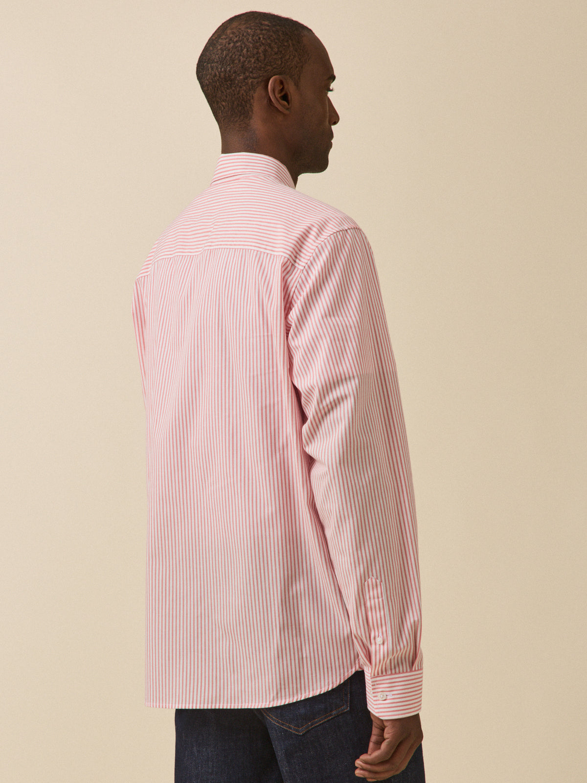 Men's striped shirt with contemporary fit