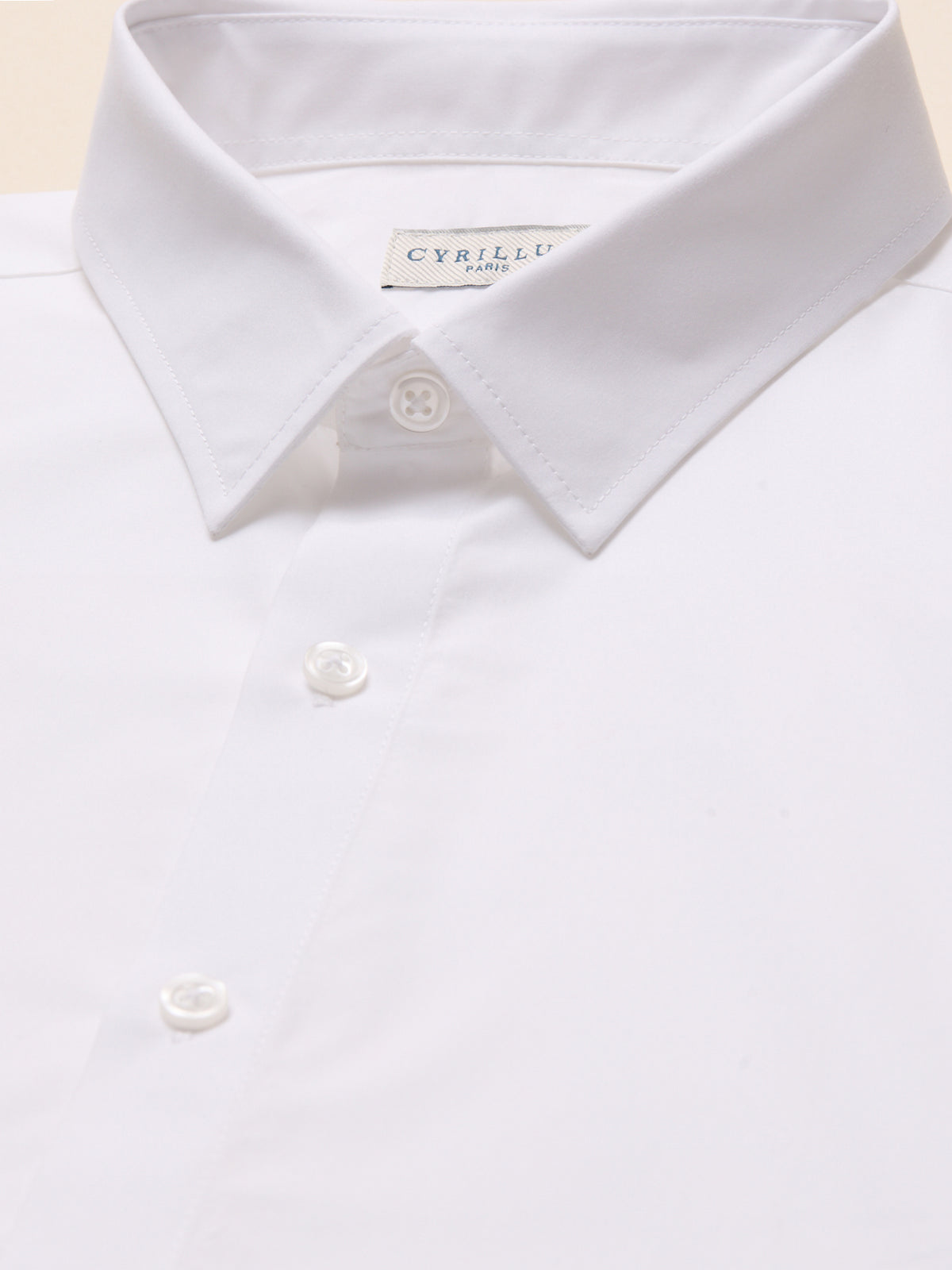 Men's solid color poplin shirt in a contemporary fit