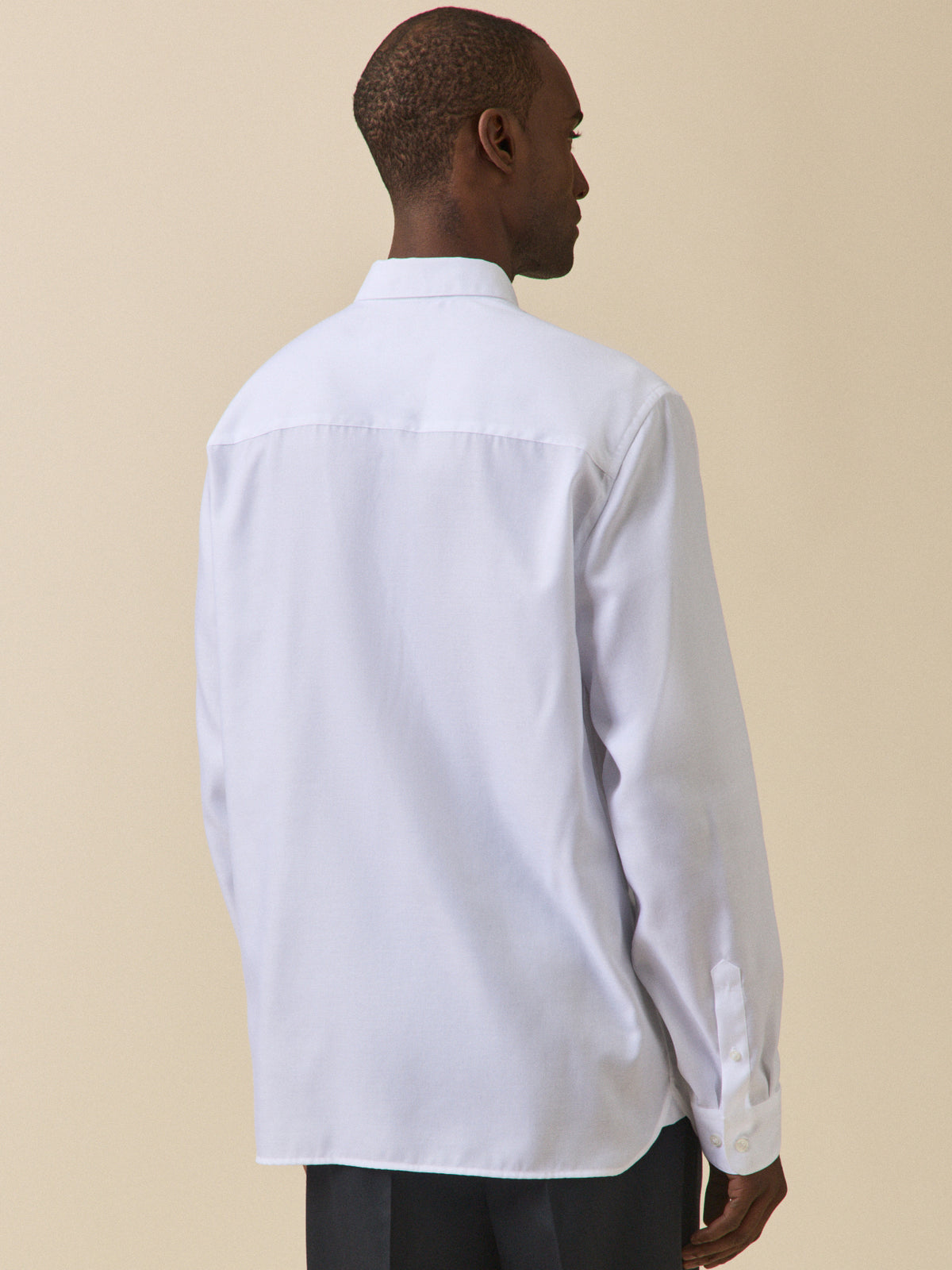 Chemise twill uni homme coupe ajustée
