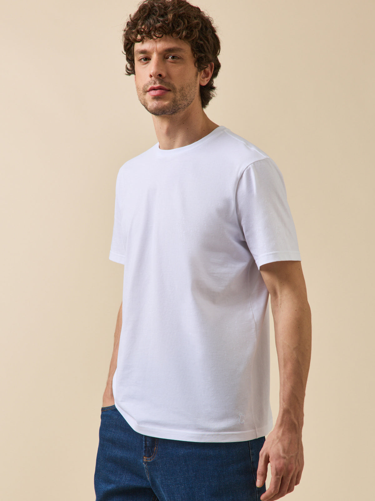Men's organic cotton T-shirt in a solid color
