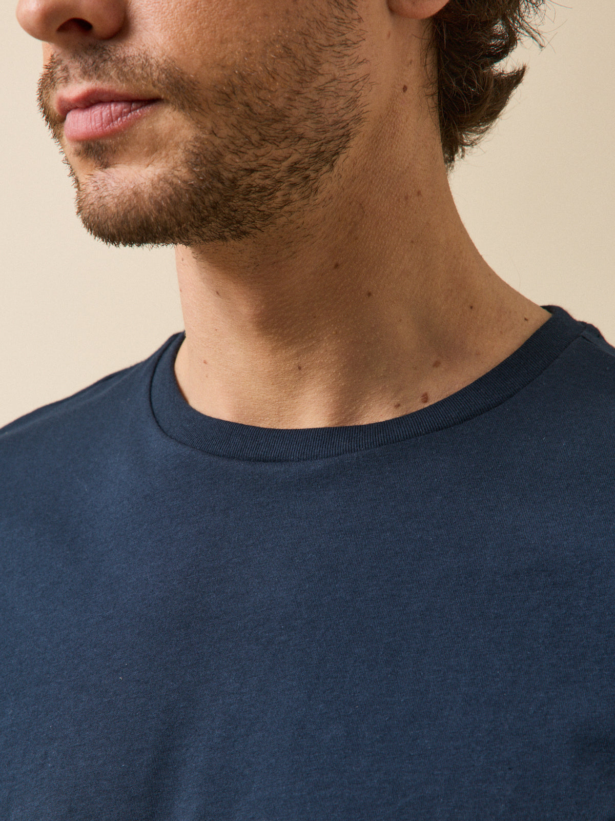 Men's organic cotton T-shirt in a solid color