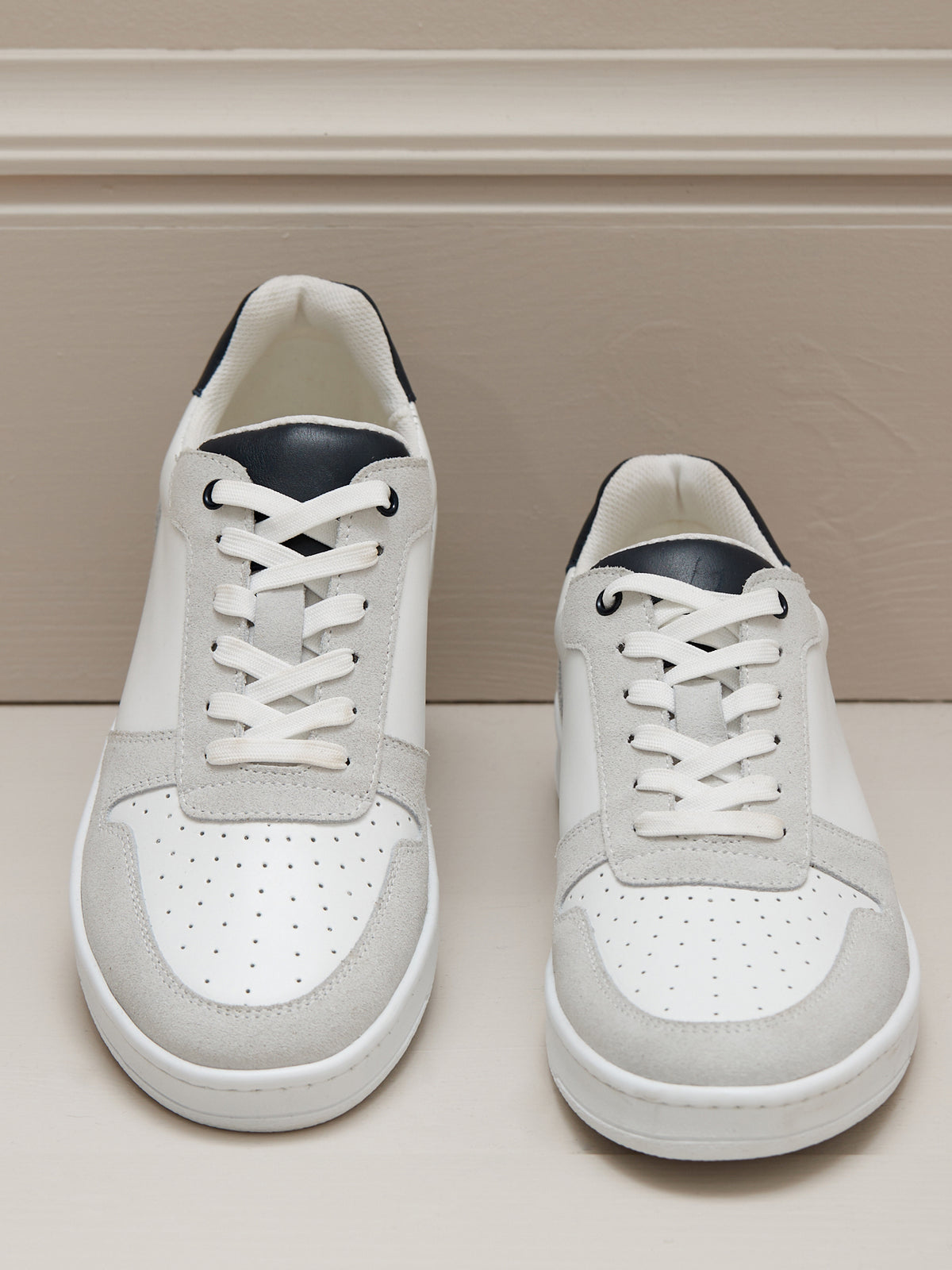 Men's leather trainers