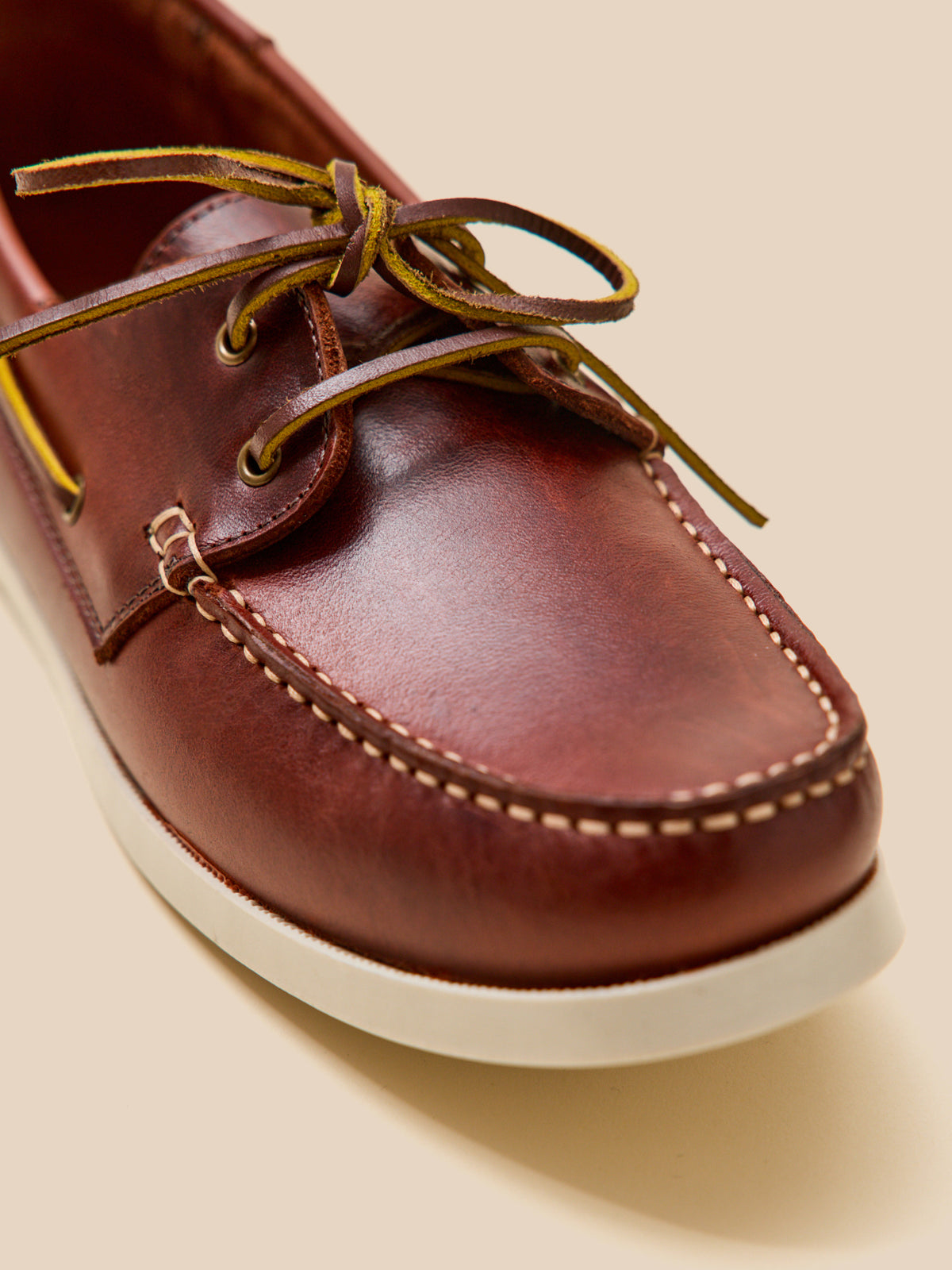Men's leather deck shoes