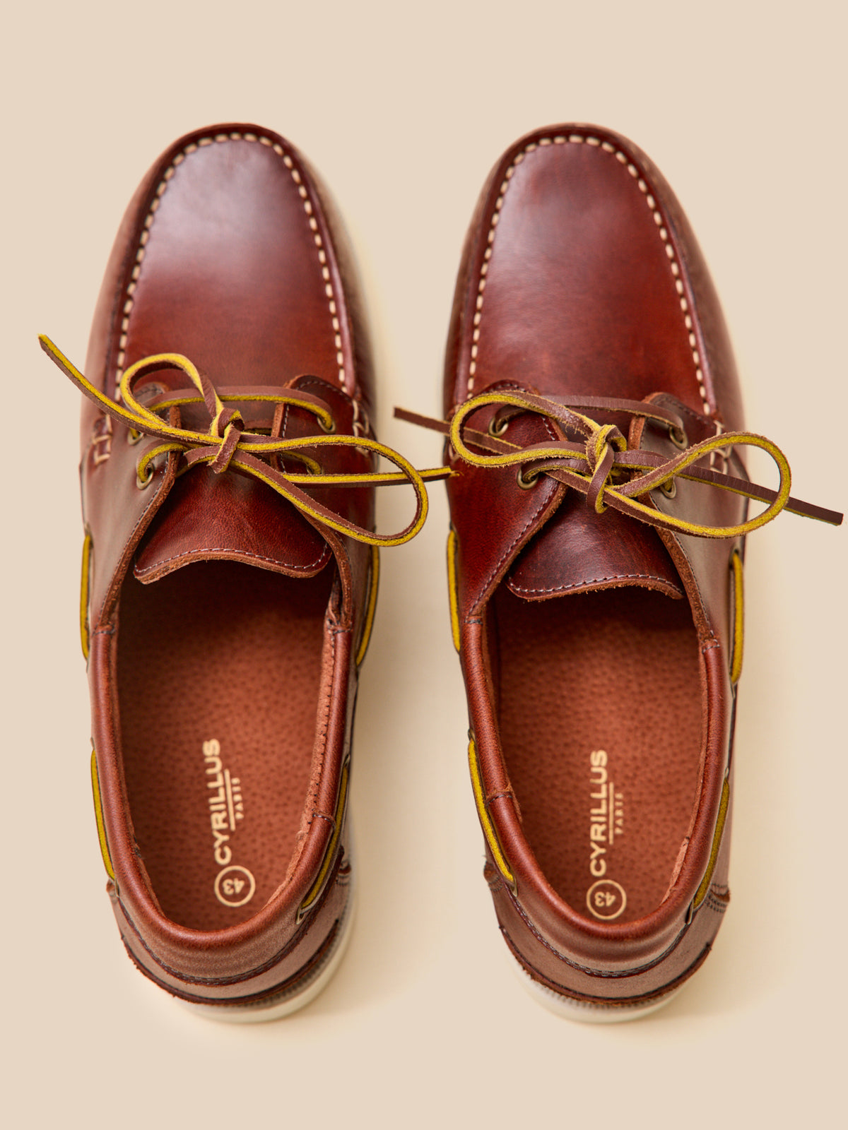 Men's leather deck shoes