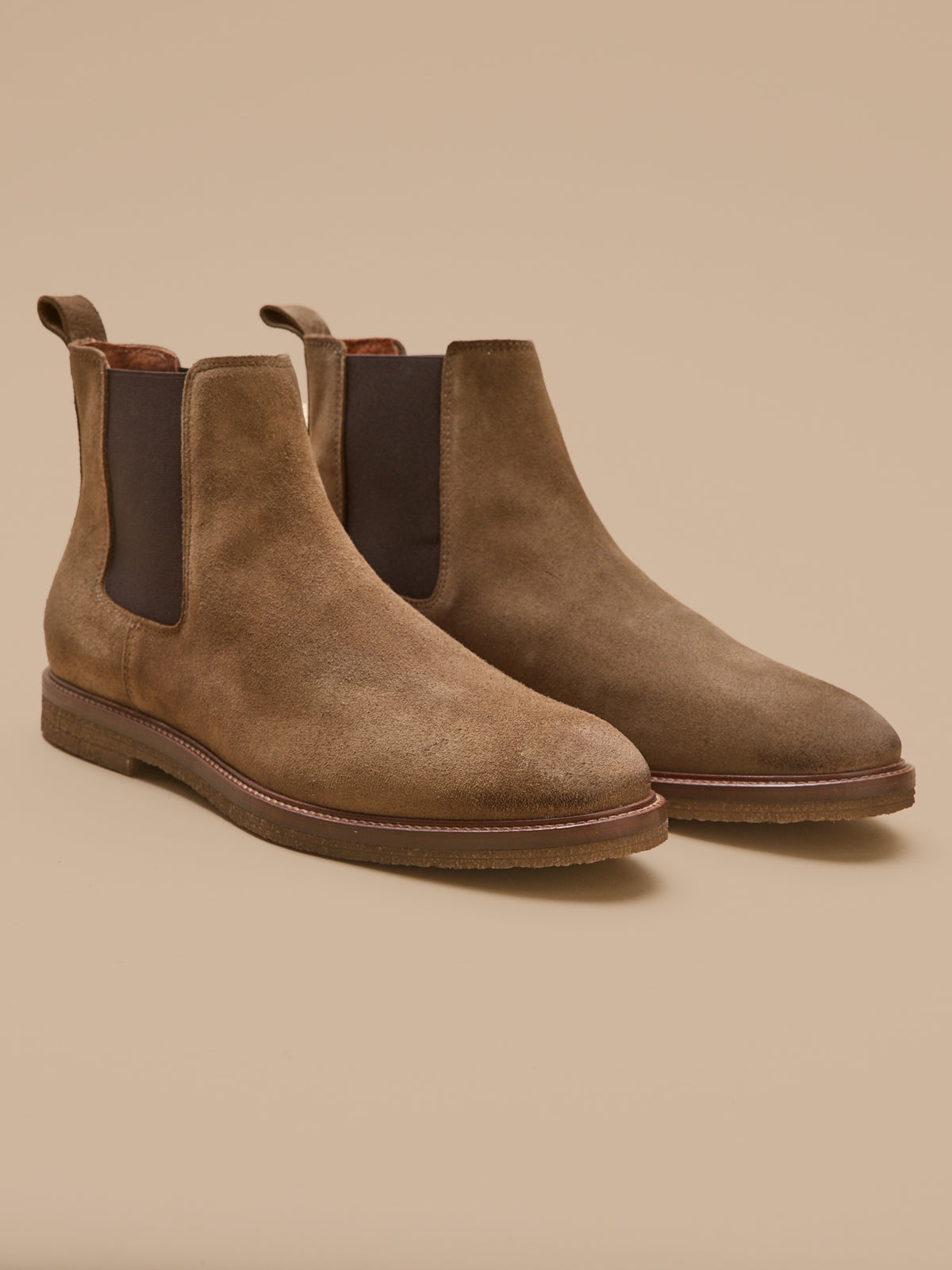 Men's suede leather Chelsea boots