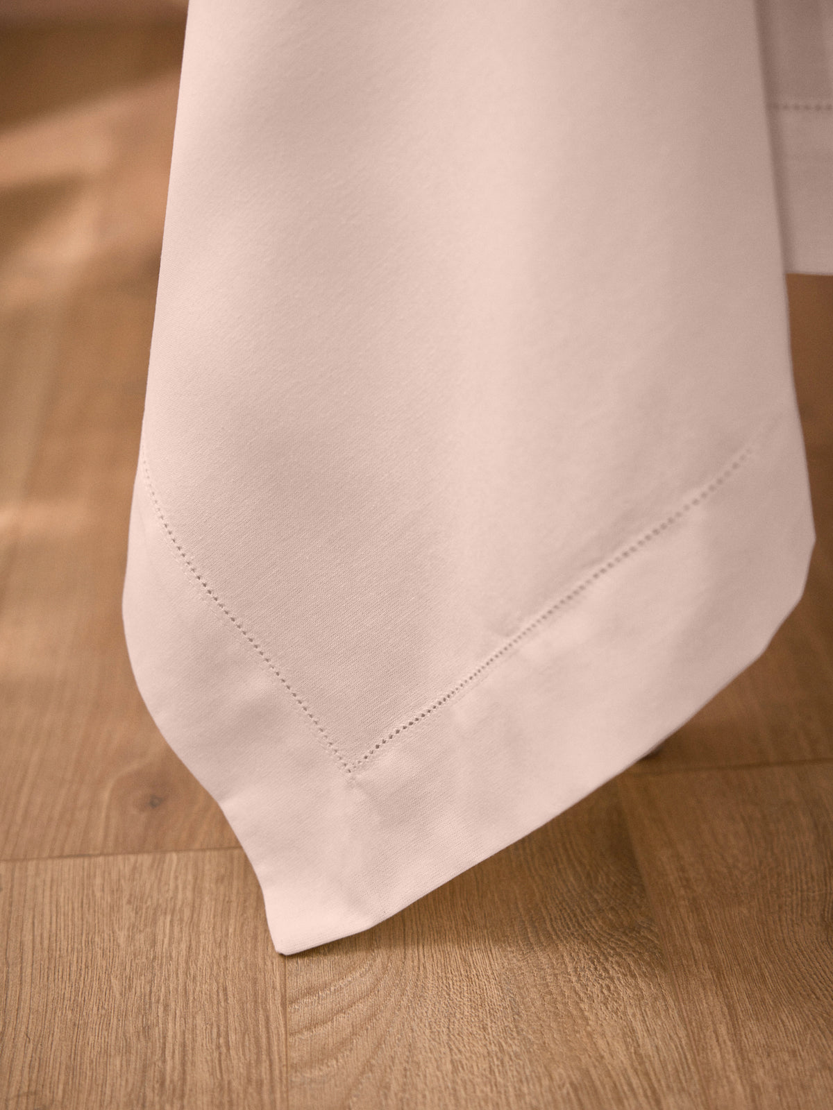 Nappe en coton aspect lin pois dorés