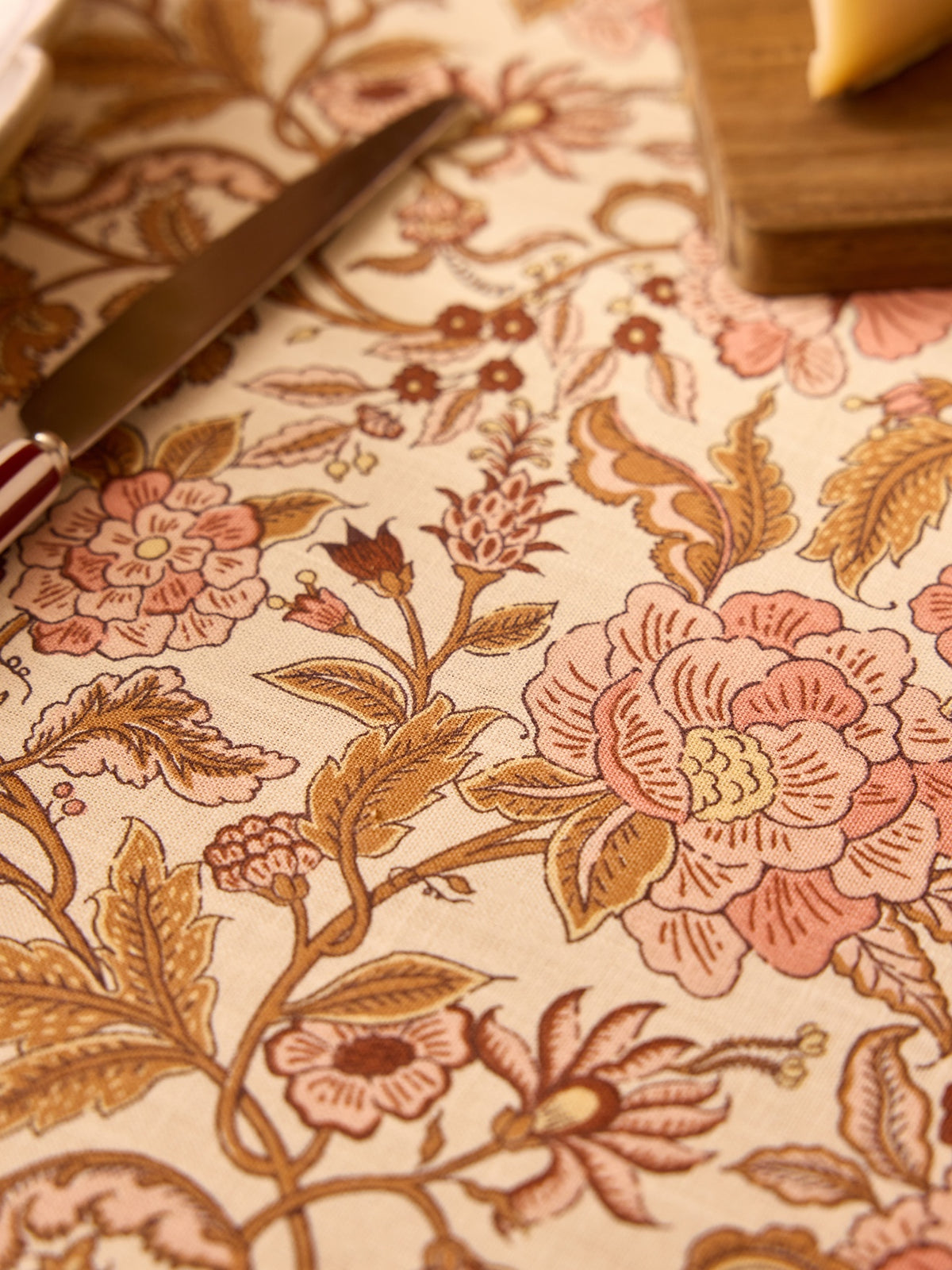Print tablecloth in welted cotton