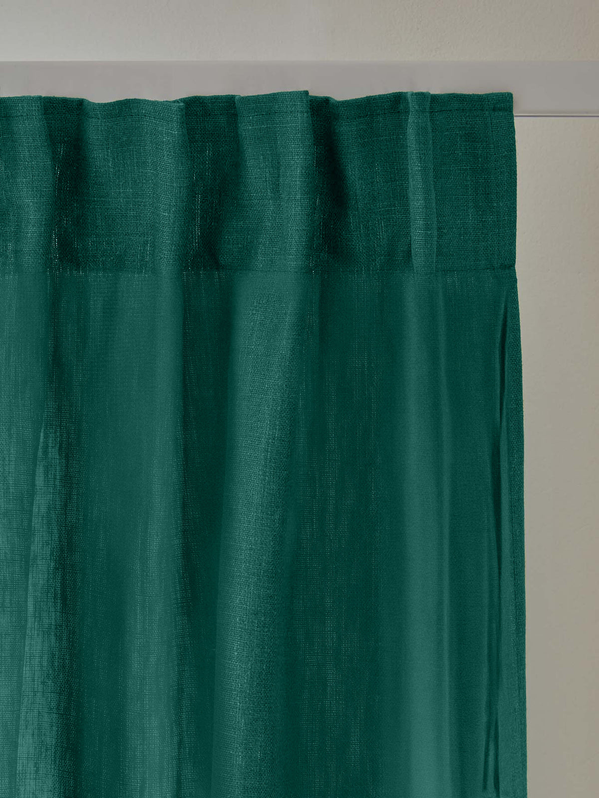 Ruched linen curtain