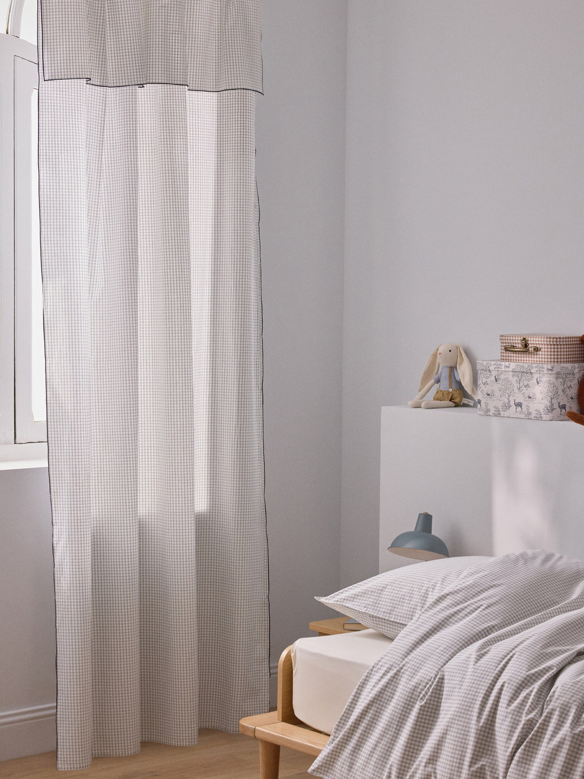 End-on-end cotton voile panel curtain with small checks