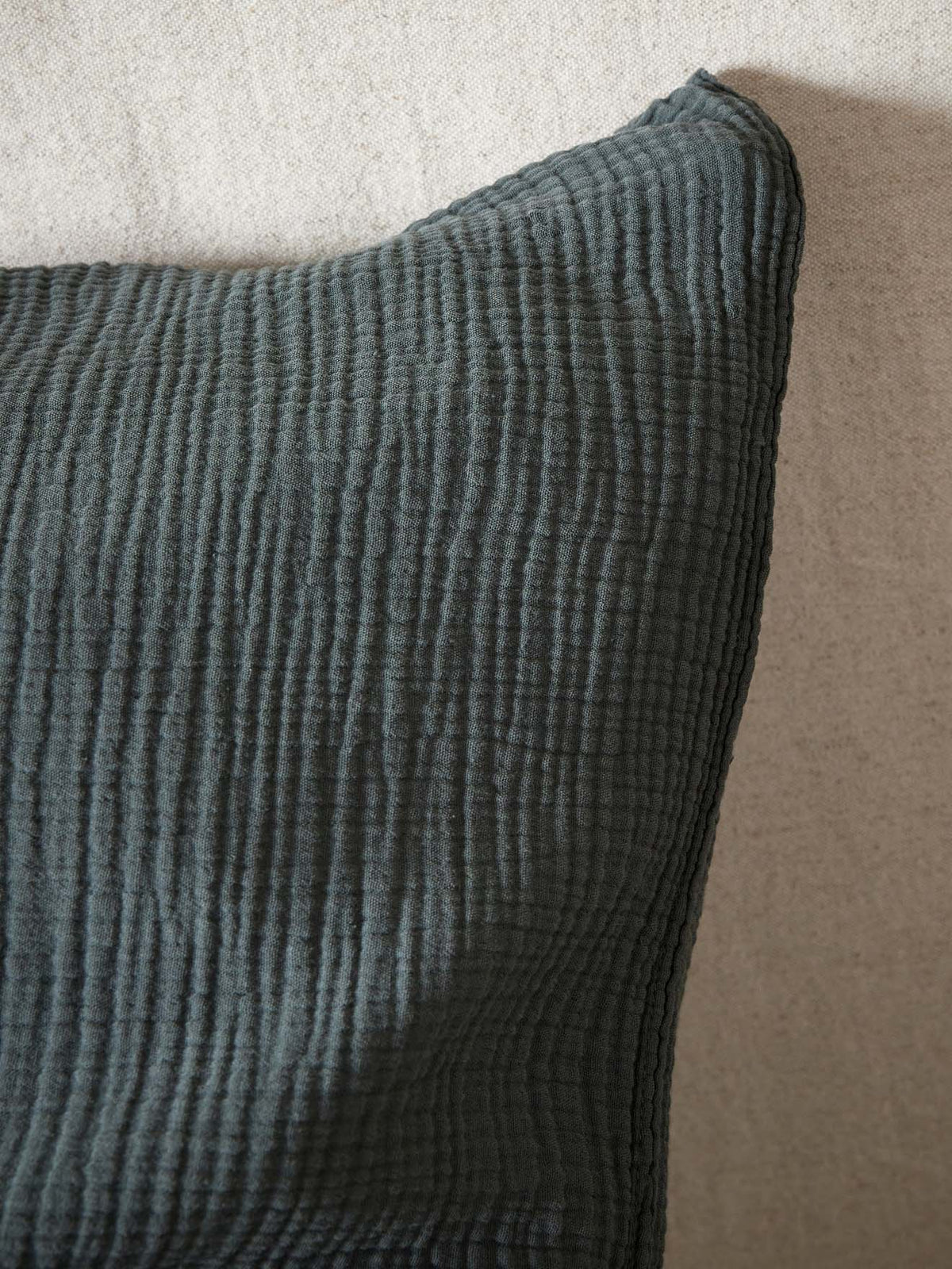 Waffled cheesecloth pillowcase