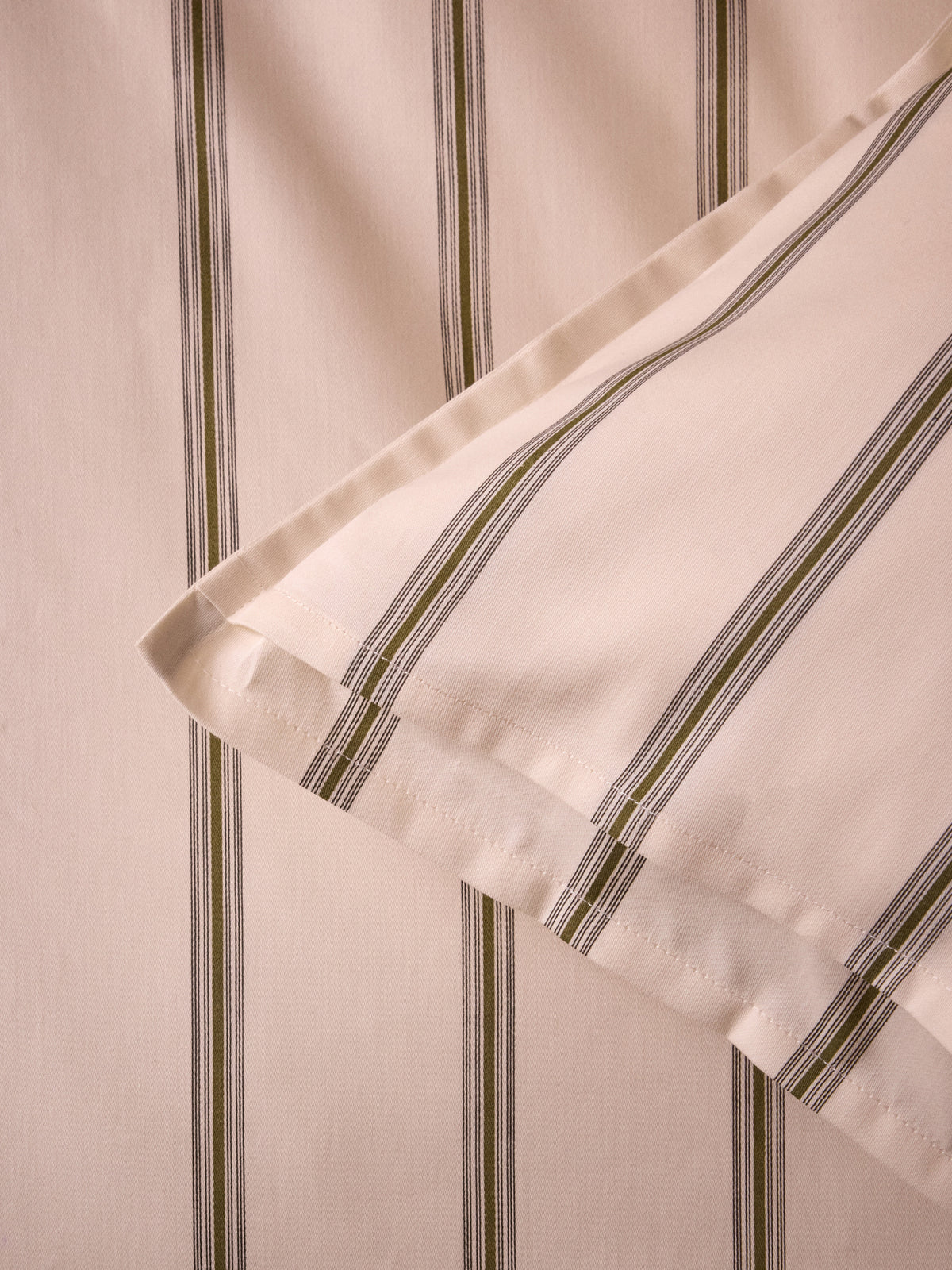 Taie d'oreiller satin de coton "Maxence"