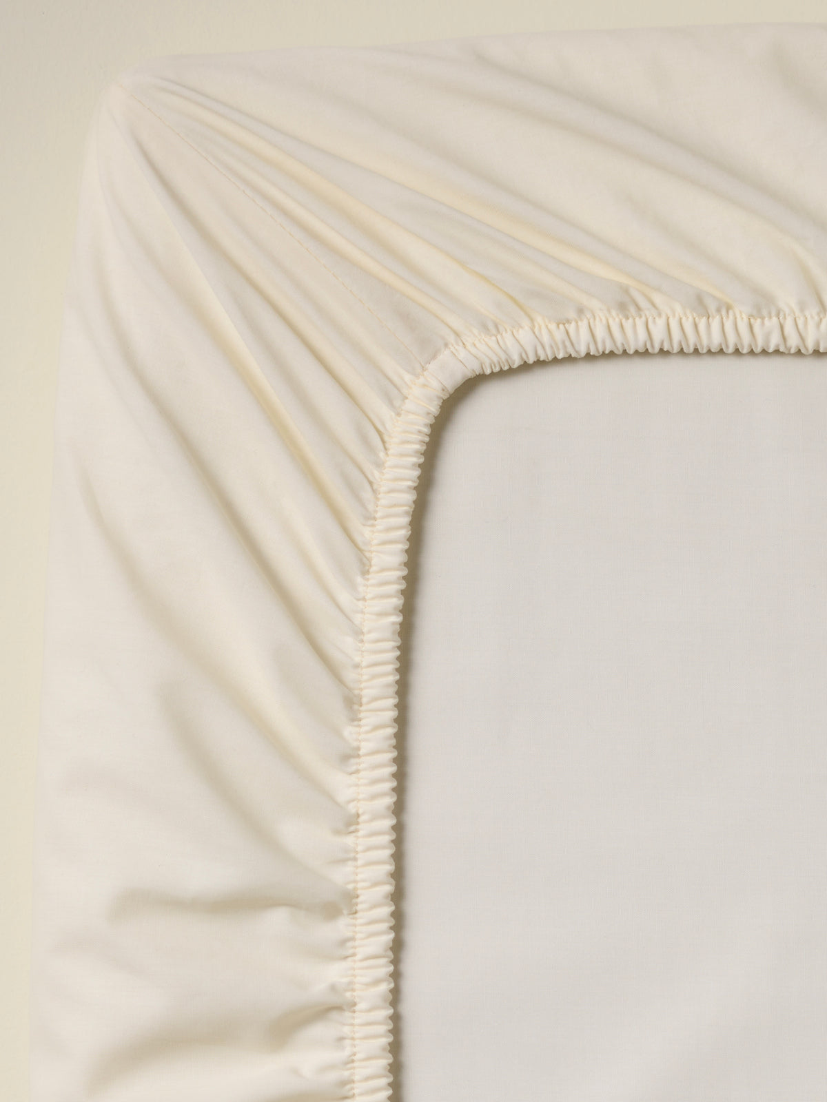 Cotton percale fitted sheet
