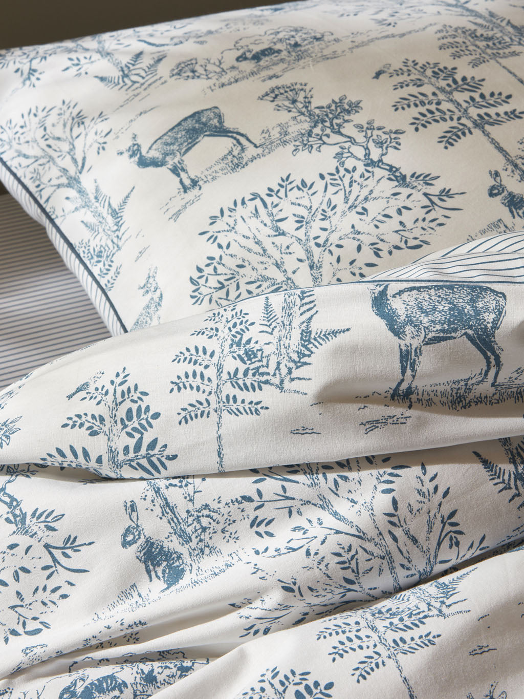 Little Jouy Spirit cotton duvet cover