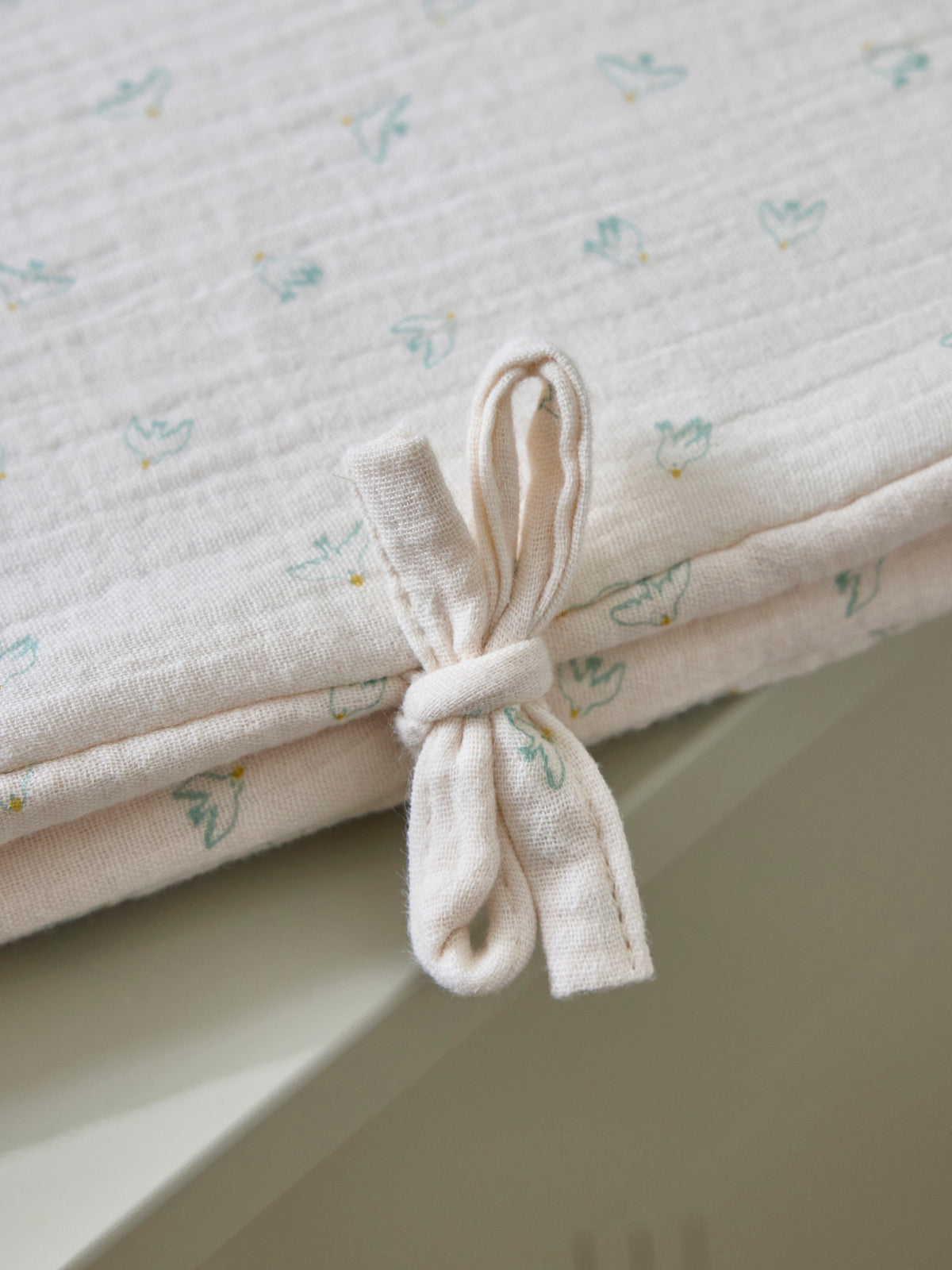 Swallows-print gauze medical booklet cover