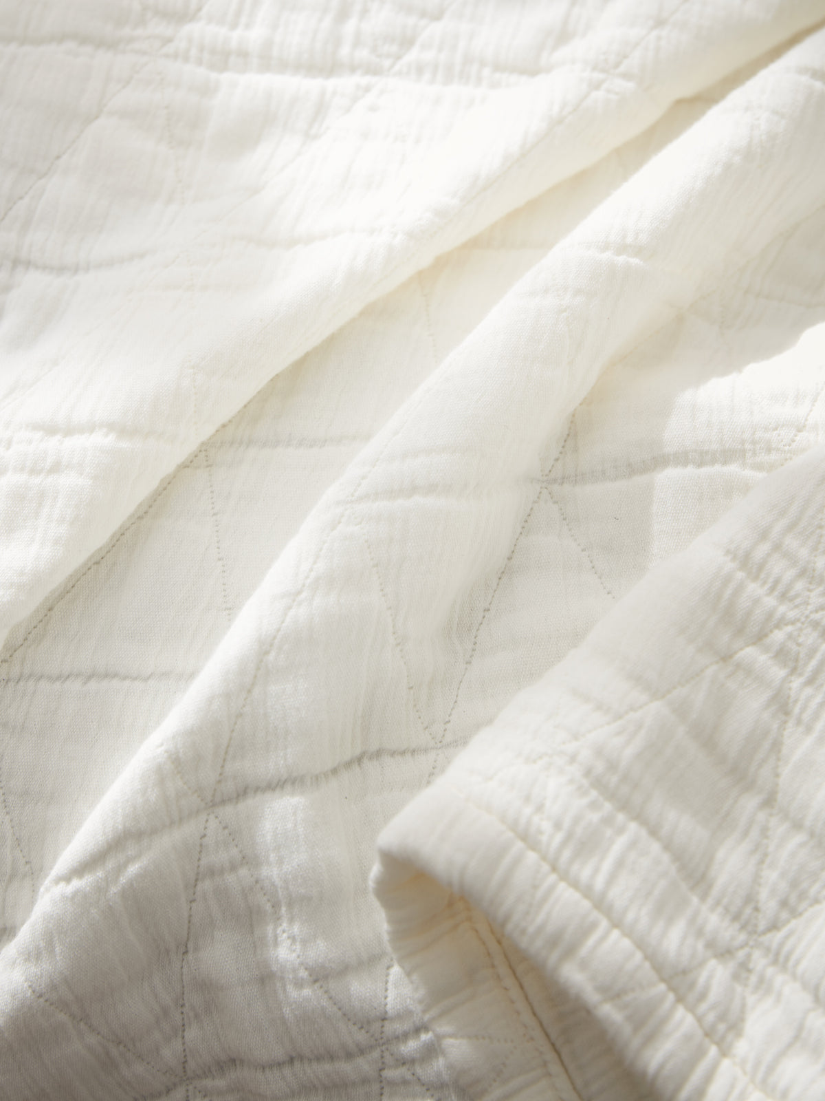 Cotton piqué bedspread
