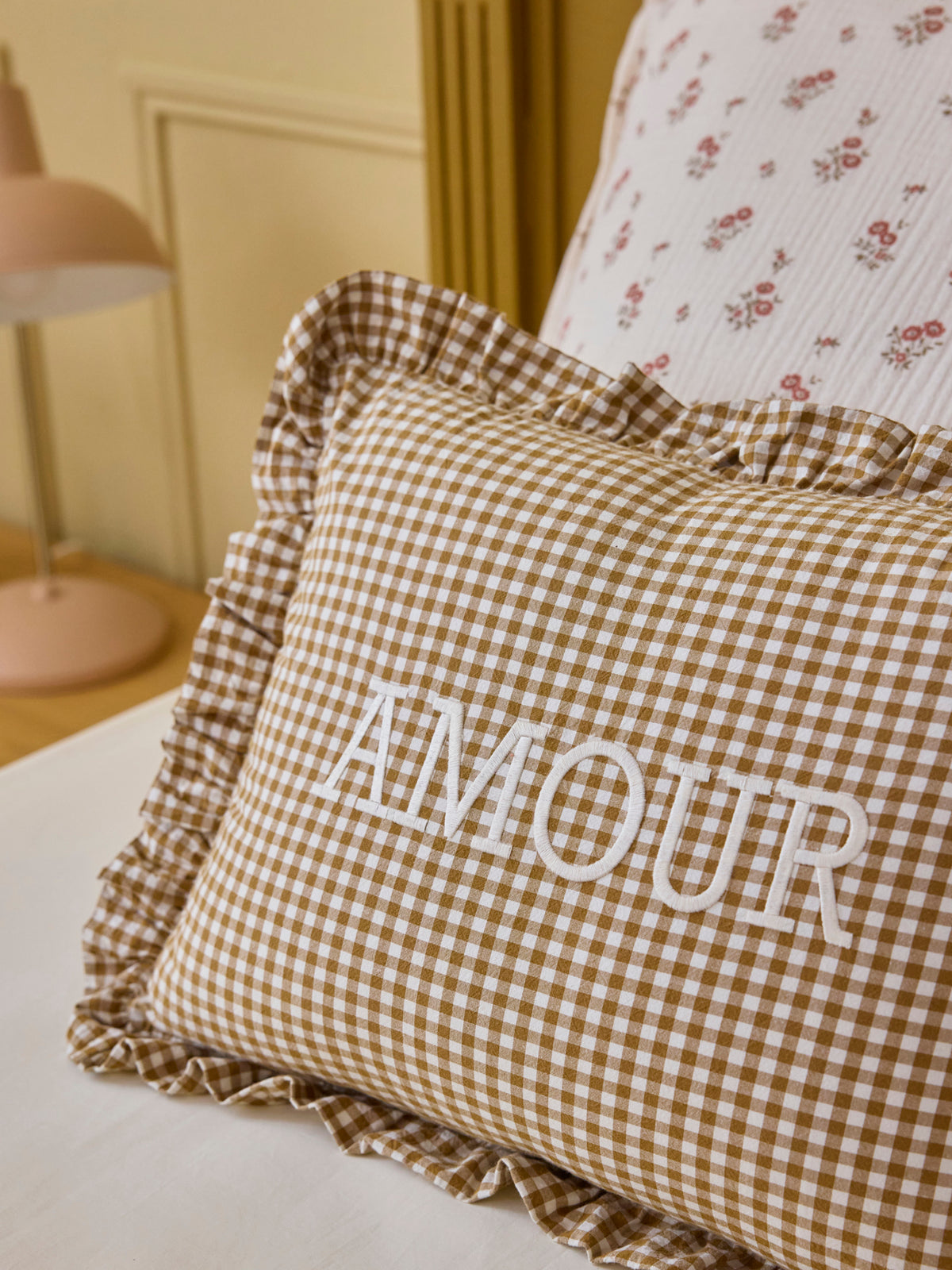 Amour gingham check cushion