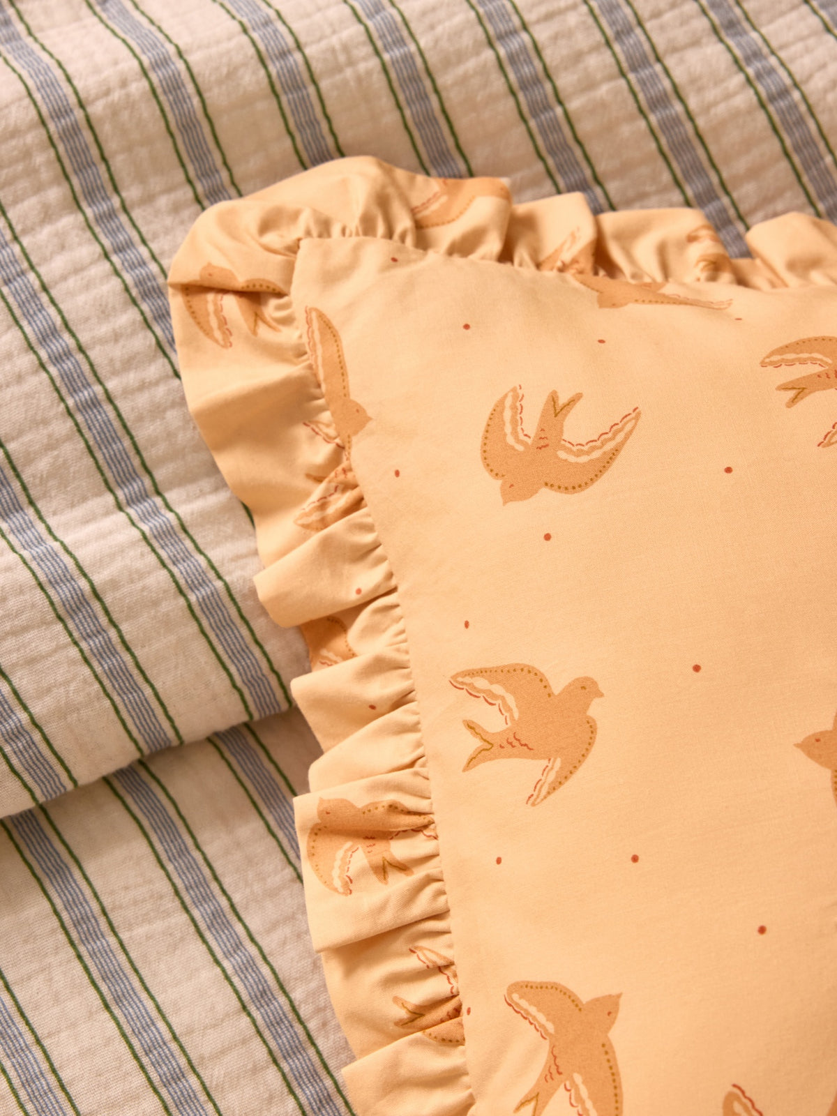 Cushion with Amour embroidery