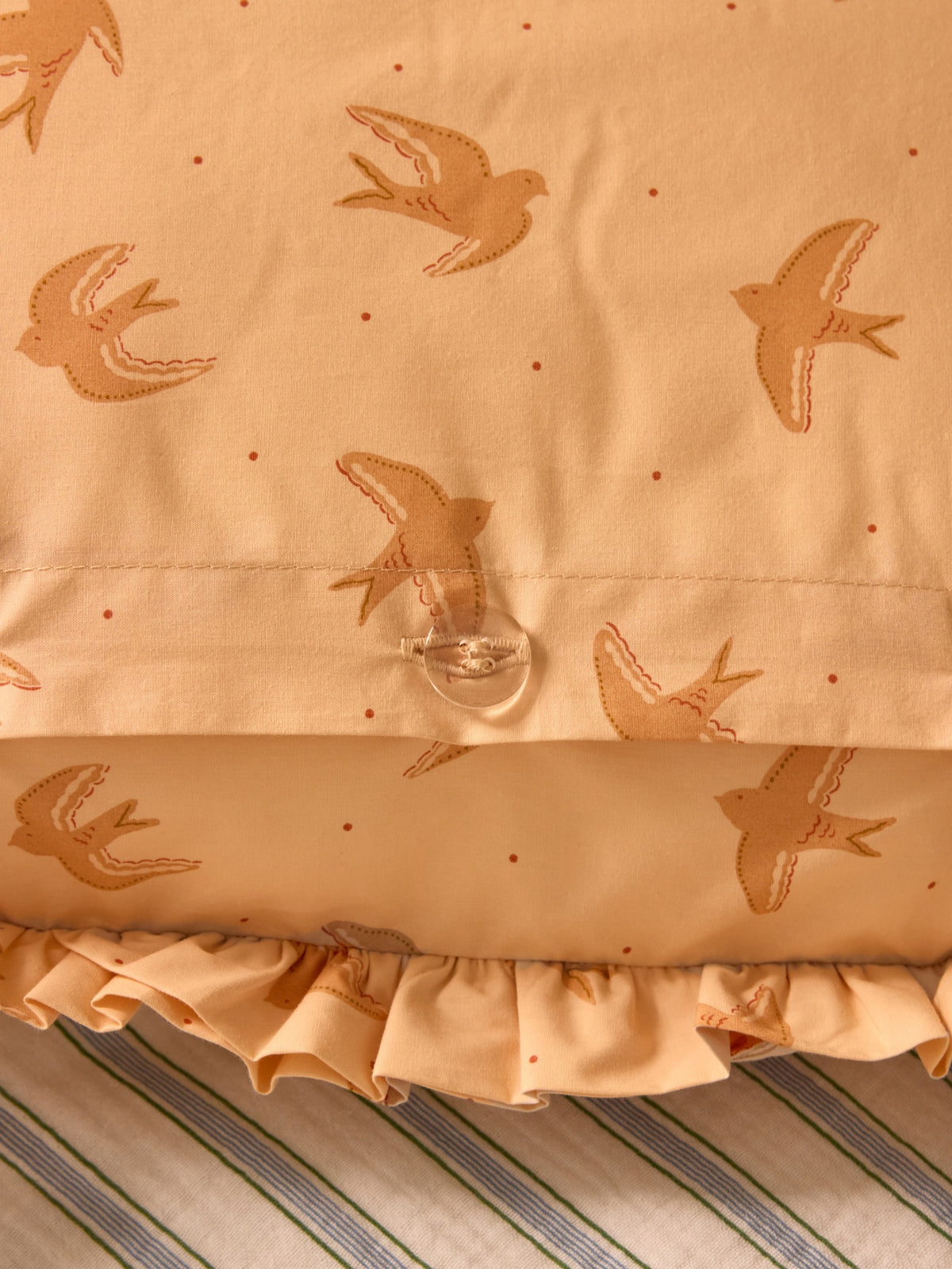 Cushion with Amour embroidery