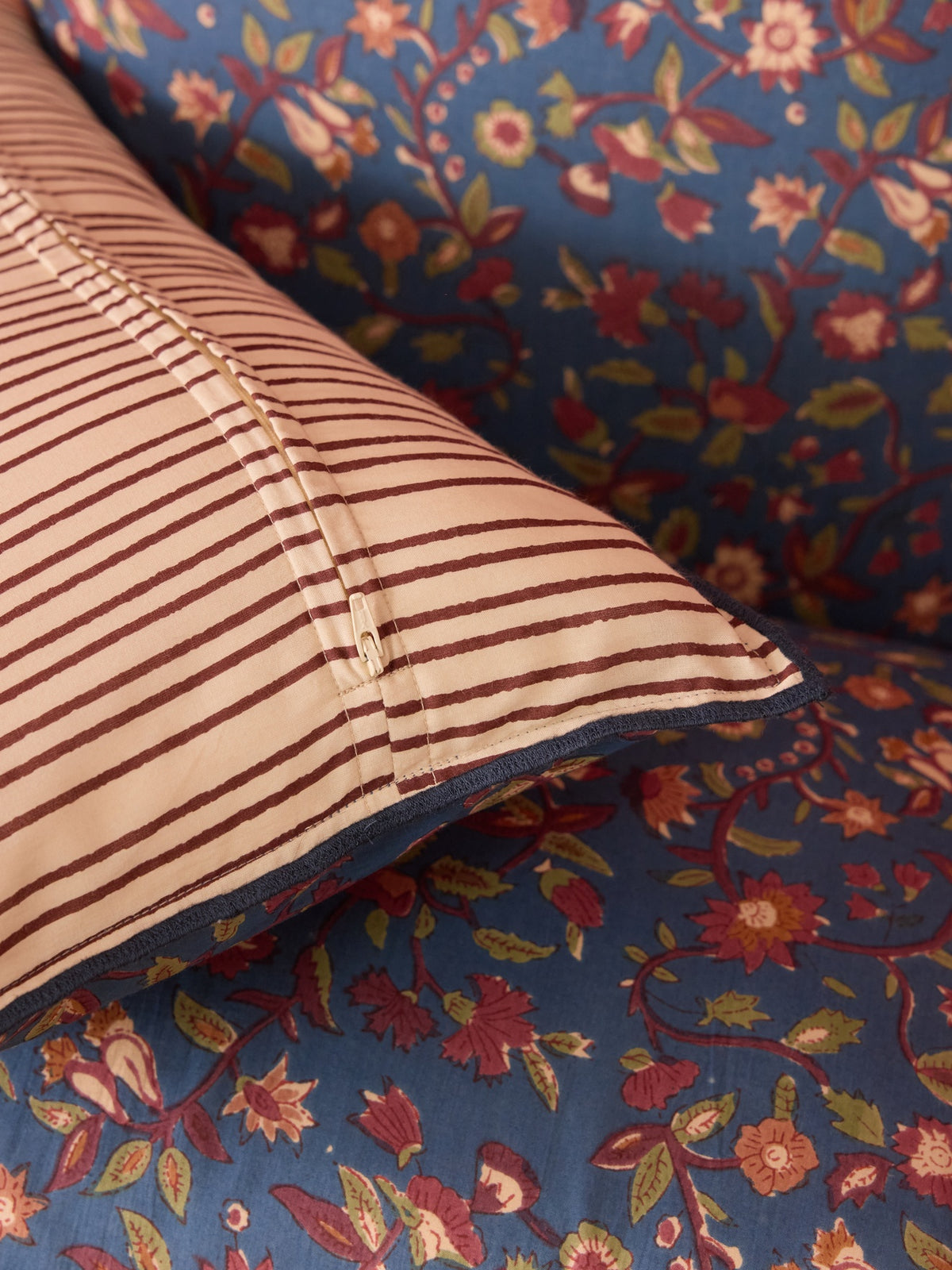 Housse de coussin imprimé indien