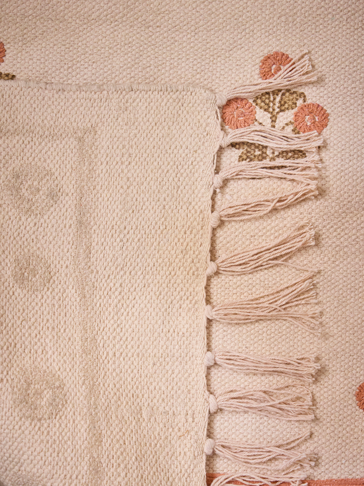 Tapis Agathe en coton brodé - Petit modèle