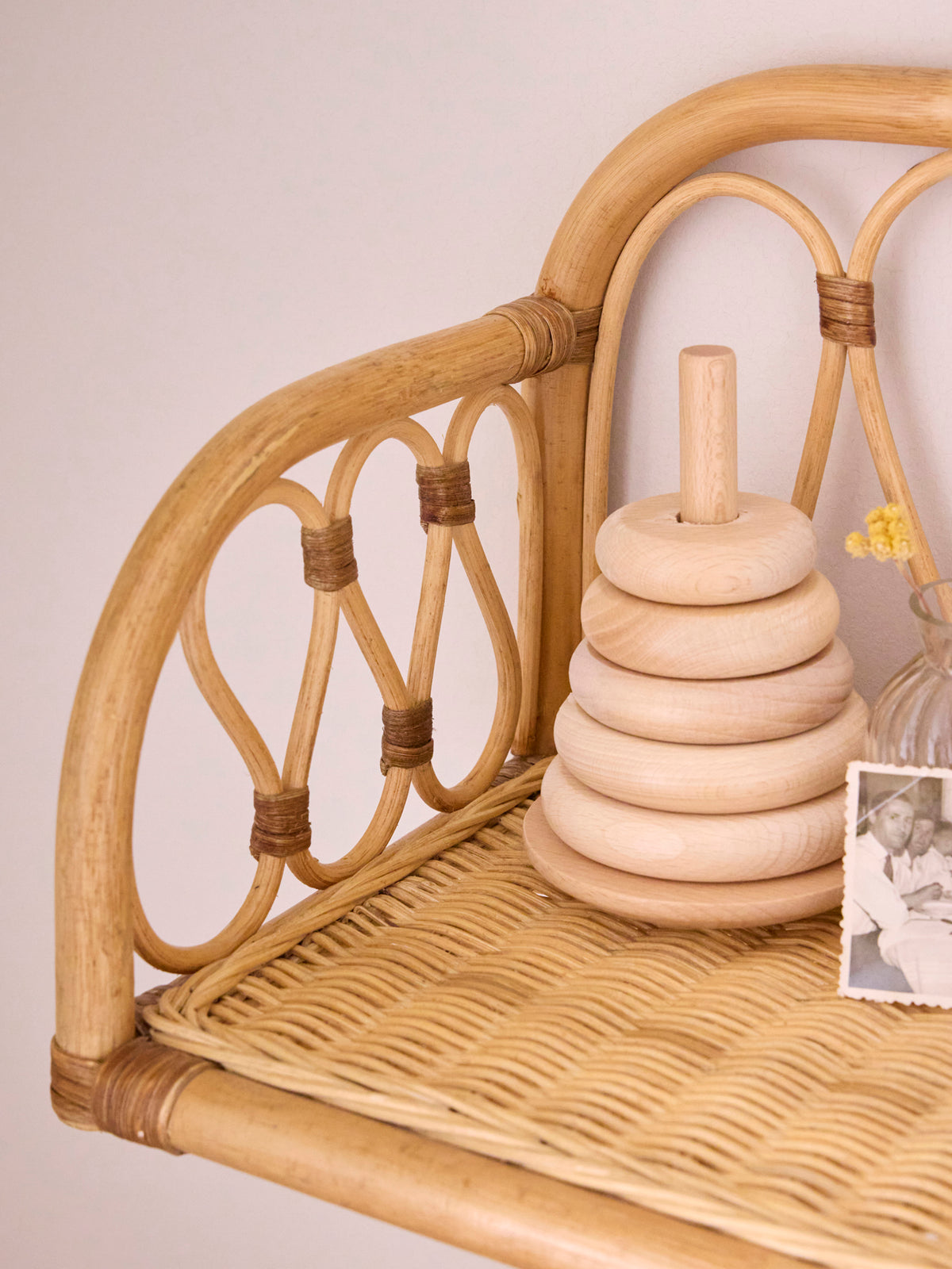Rattan shelving unit "Lou"