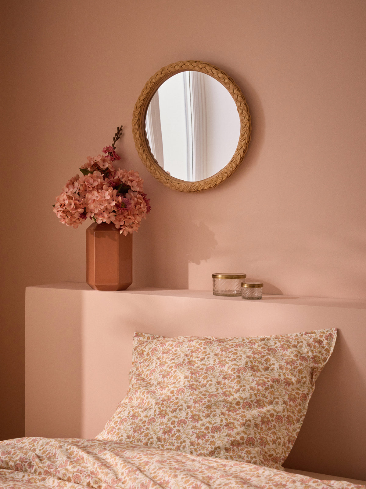 Woven wicker mirror