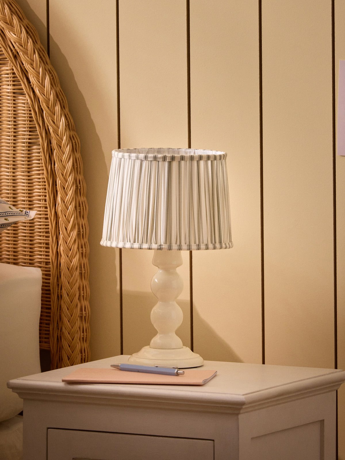 Small Bertille wooden lamp base
