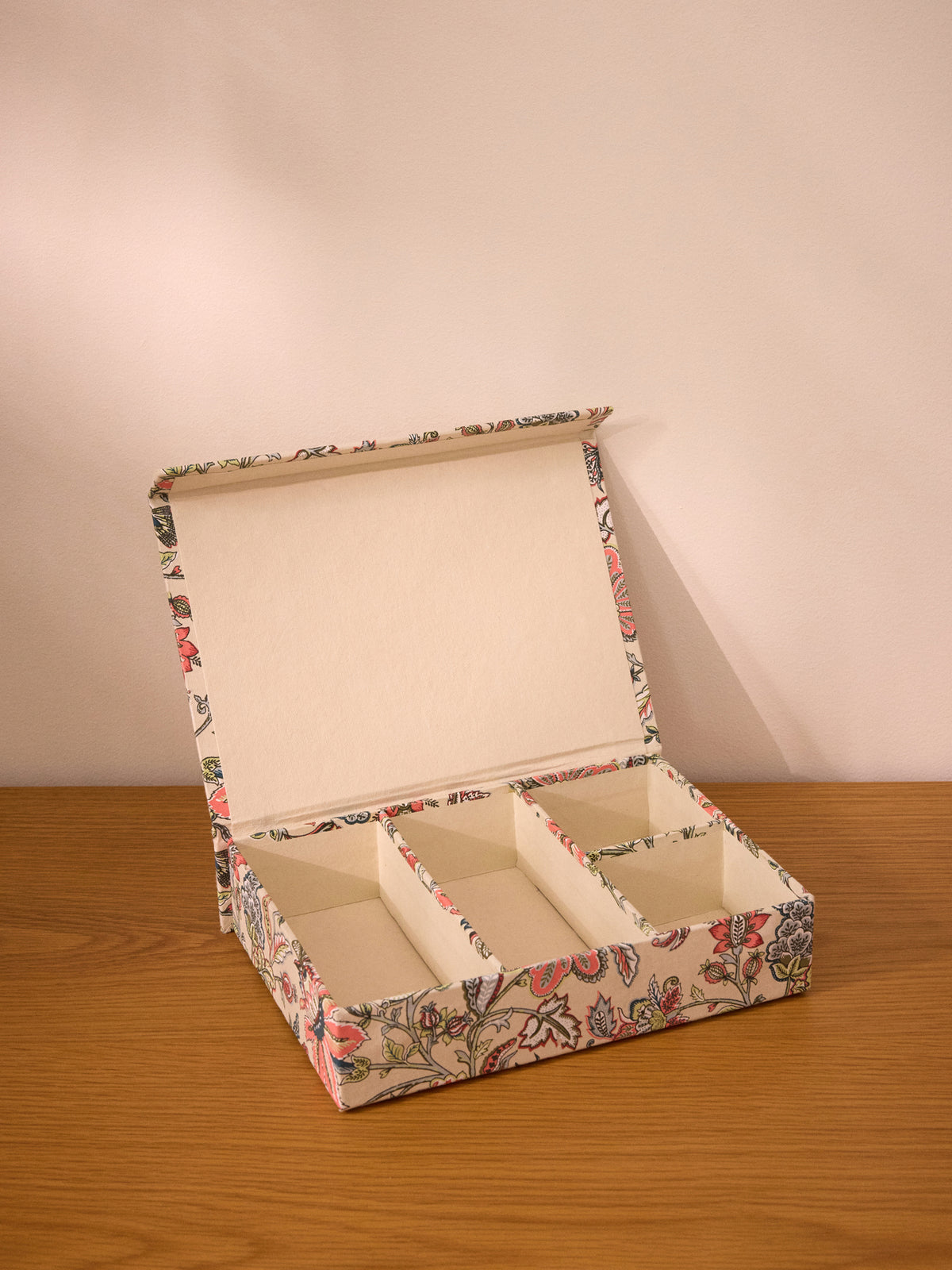 Augustine  paper jewellery box