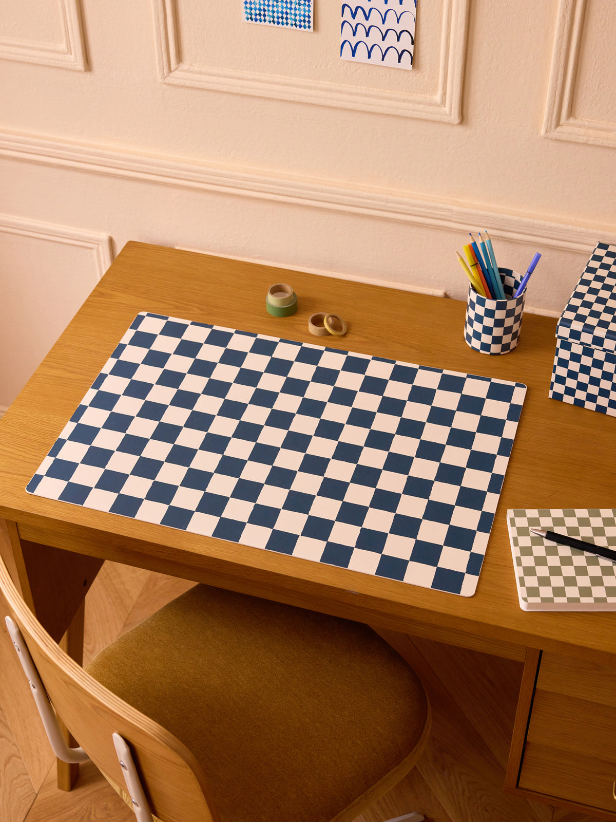 Printed paper desk mat